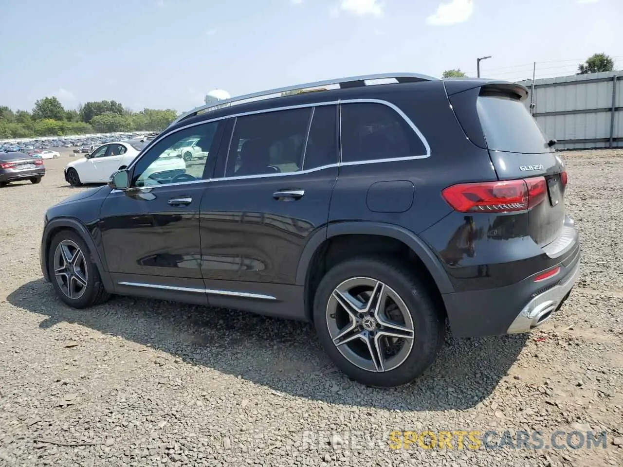 2 Photograph of a damaged car W1N4M4HB6NW242422 MERCEDES-BENZ GLB-CLASS 2022