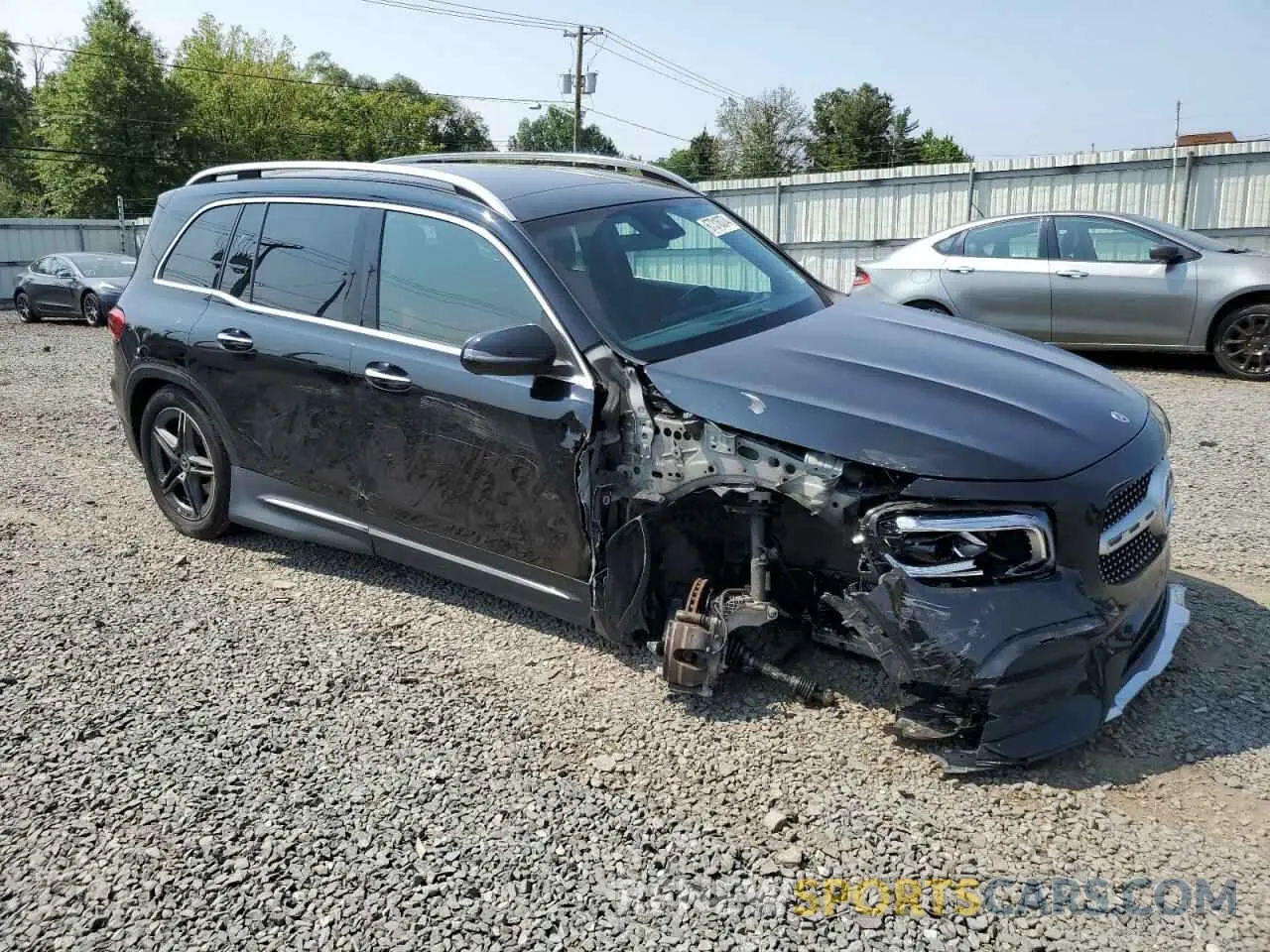 4 Photograph of a damaged car W1N4M4HB6NW242422 MERCEDES-BENZ GLB-CLASS 2022