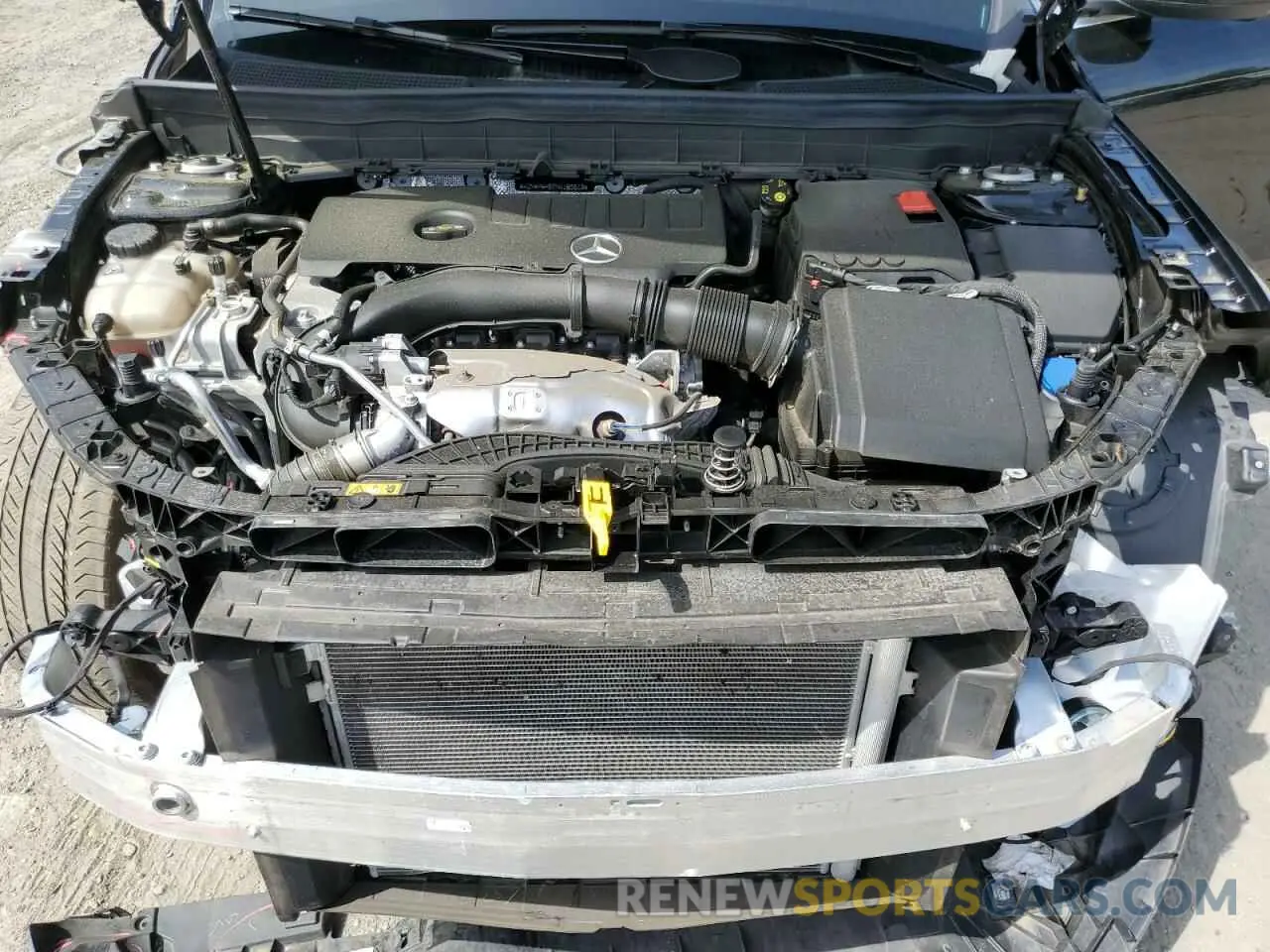 12 Photograph of a damaged car W1N4M4HB7NW180819 MERCEDES-BENZ GLB-CLASS 2022