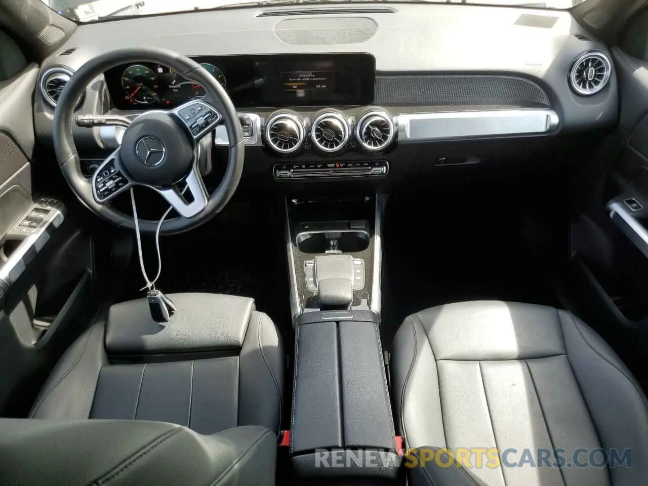 8 Photograph of a damaged car W1N4M4HB7NW180819 MERCEDES-BENZ GLB-CLASS 2022