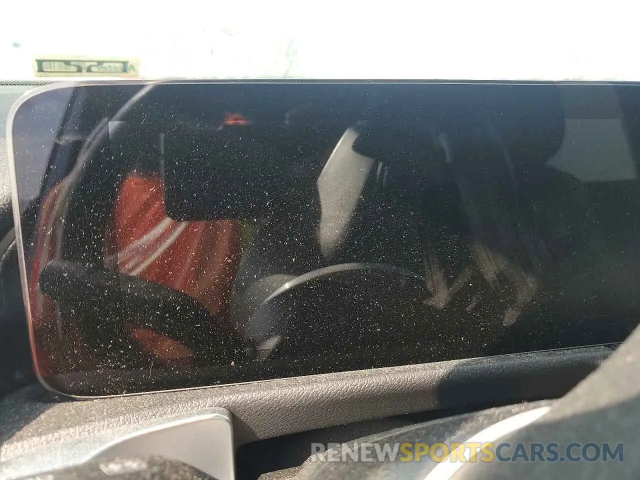 9 Photograph of a damaged car W1N4M4HB8NW237187 MERCEDES-BENZ GLB-CLASS 2022
