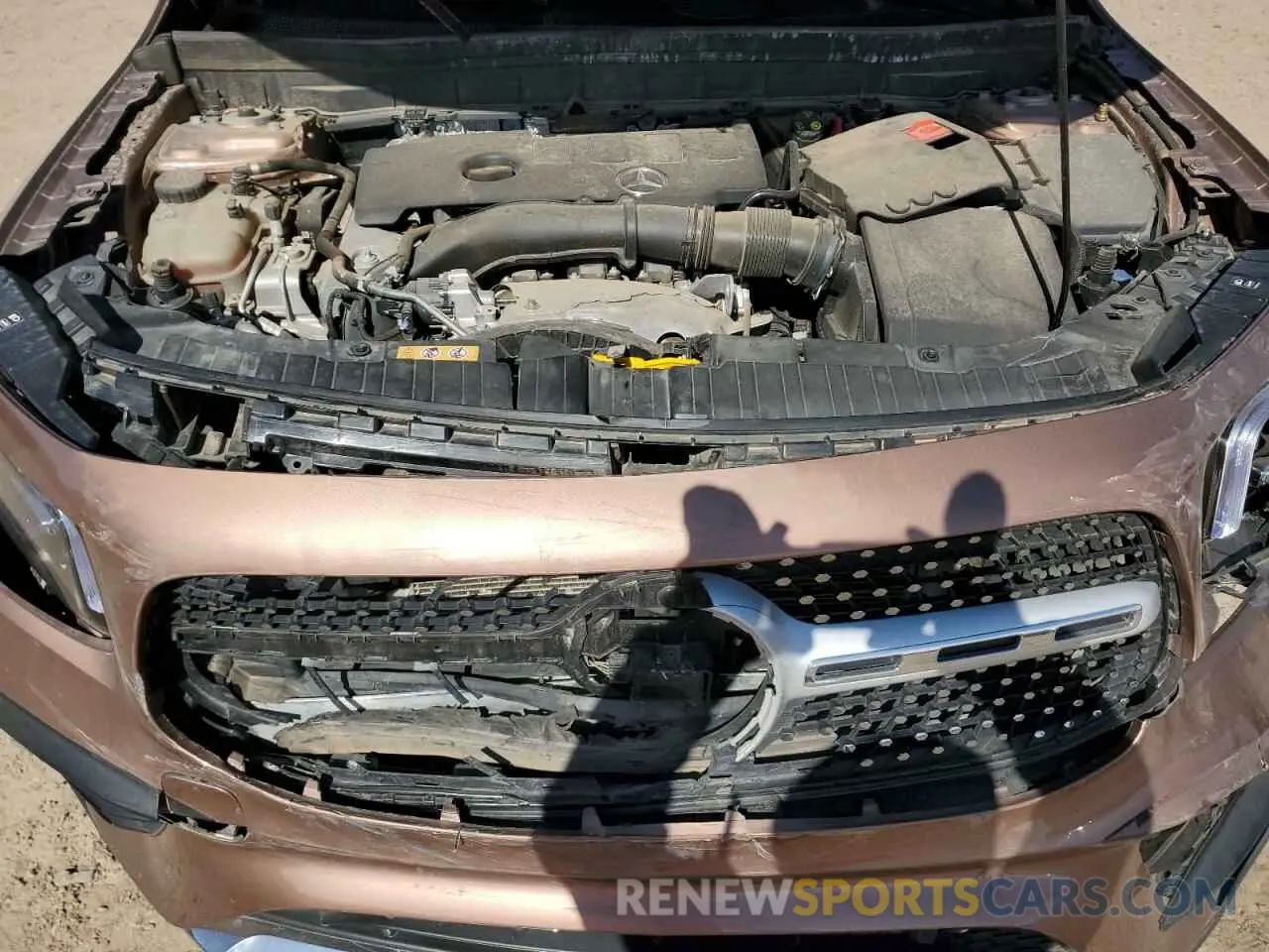 13 Photograph of a damaged car W1N4M4HB9NW197802 MERCEDES-BENZ GLB-CLASS 2022