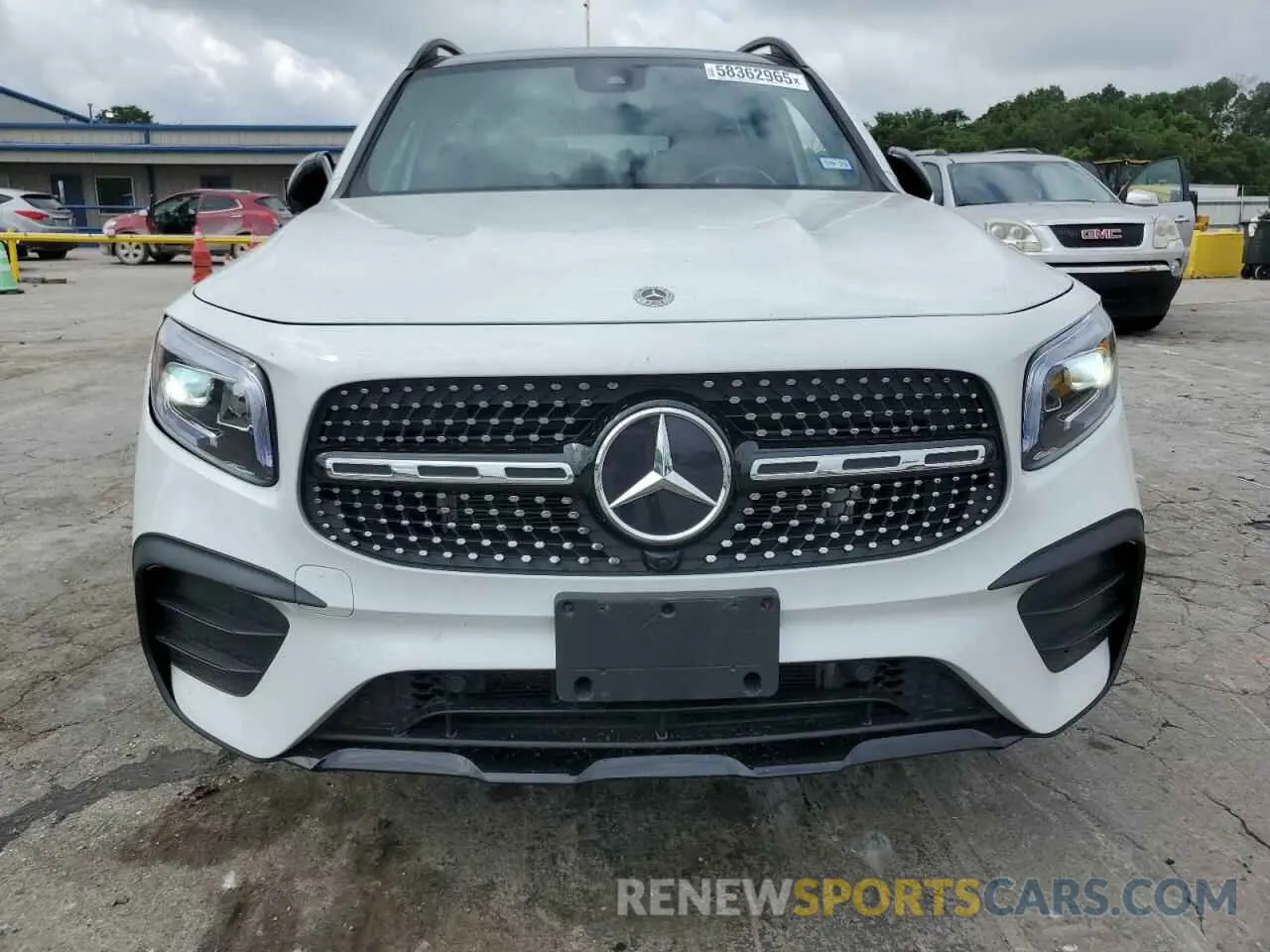 5 Photograph of a damaged car W1N4M4HB9NW242835 MERCEDES-BENZ GLB-CLASS 2022