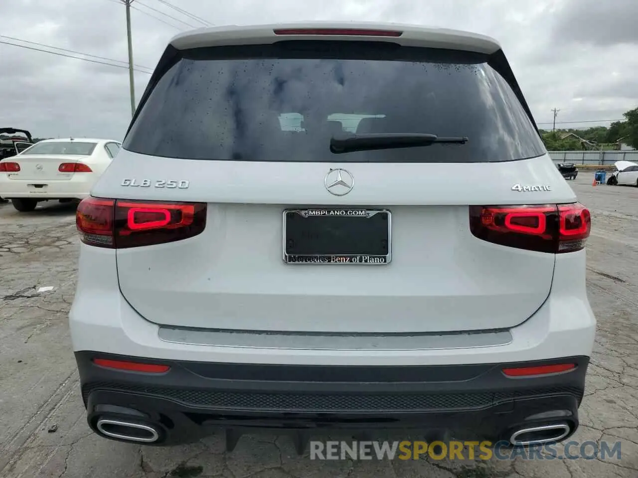 6 Photograph of a damaged car W1N4M4HB9NW242835 MERCEDES-BENZ GLB-CLASS 2022
