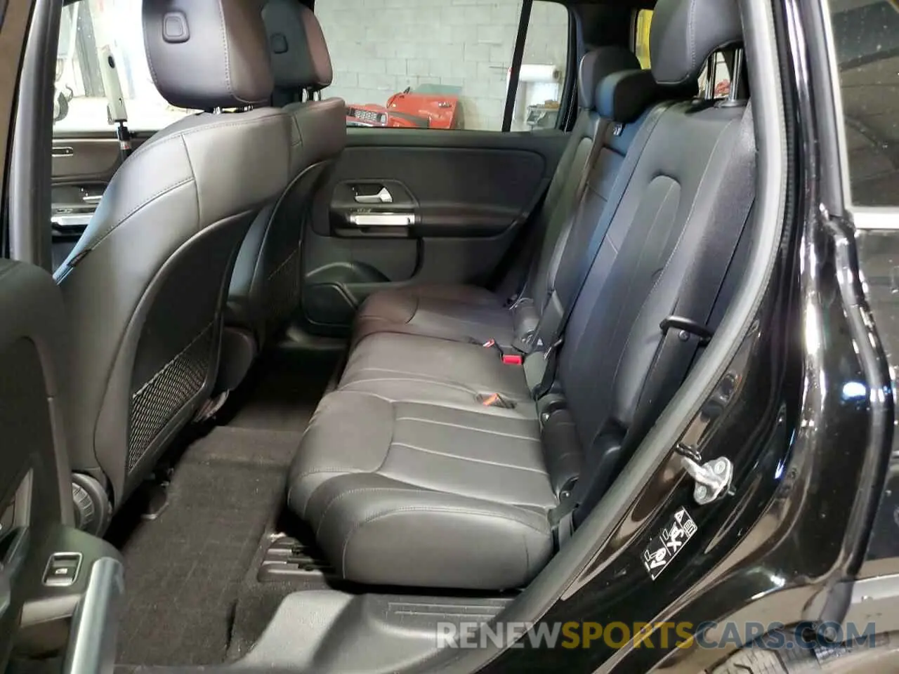 10 Photograph of a damaged car W1N4M4HB9NW246934 MERCEDES-BENZ GLB-CLASS 2022