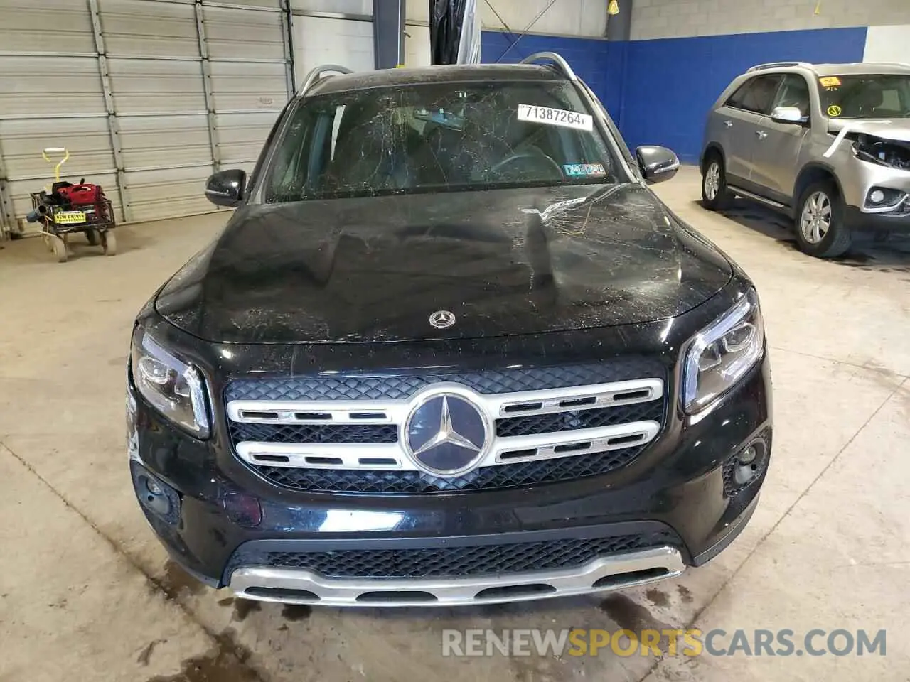 5 Photograph of a damaged car W1N4M4HB9NW246934 MERCEDES-BENZ GLB-CLASS 2022