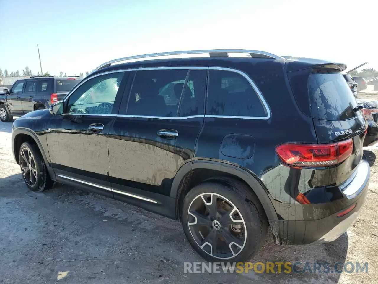 2 Photograph of a damaged car W1N4M4GB1PW302465 MERCEDES-BENZ GLB-CLASS 2023