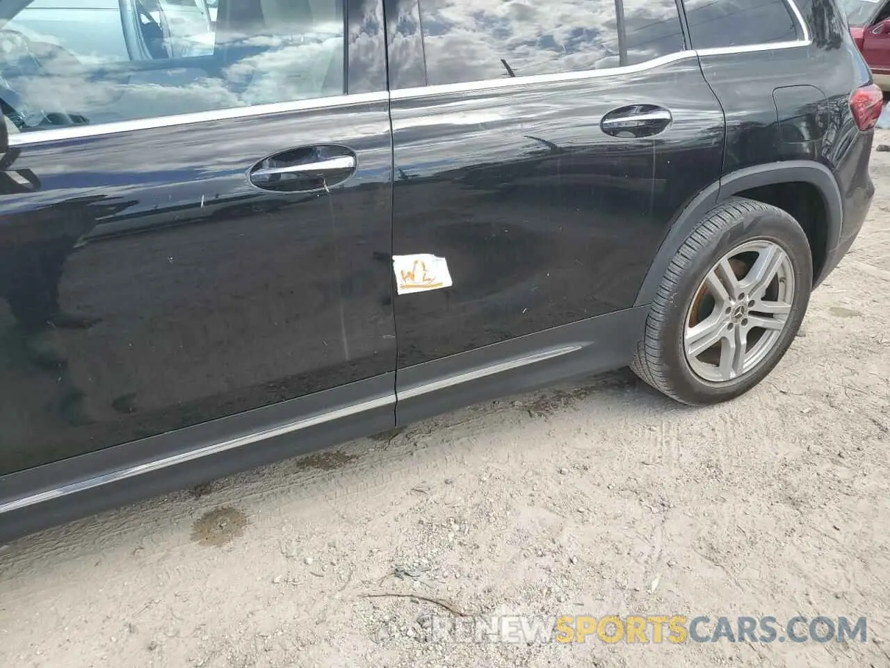 13 Photograph of a damaged car W1N4M4GB2PW293727 MERCEDES-BENZ GLB-CLASS 2023