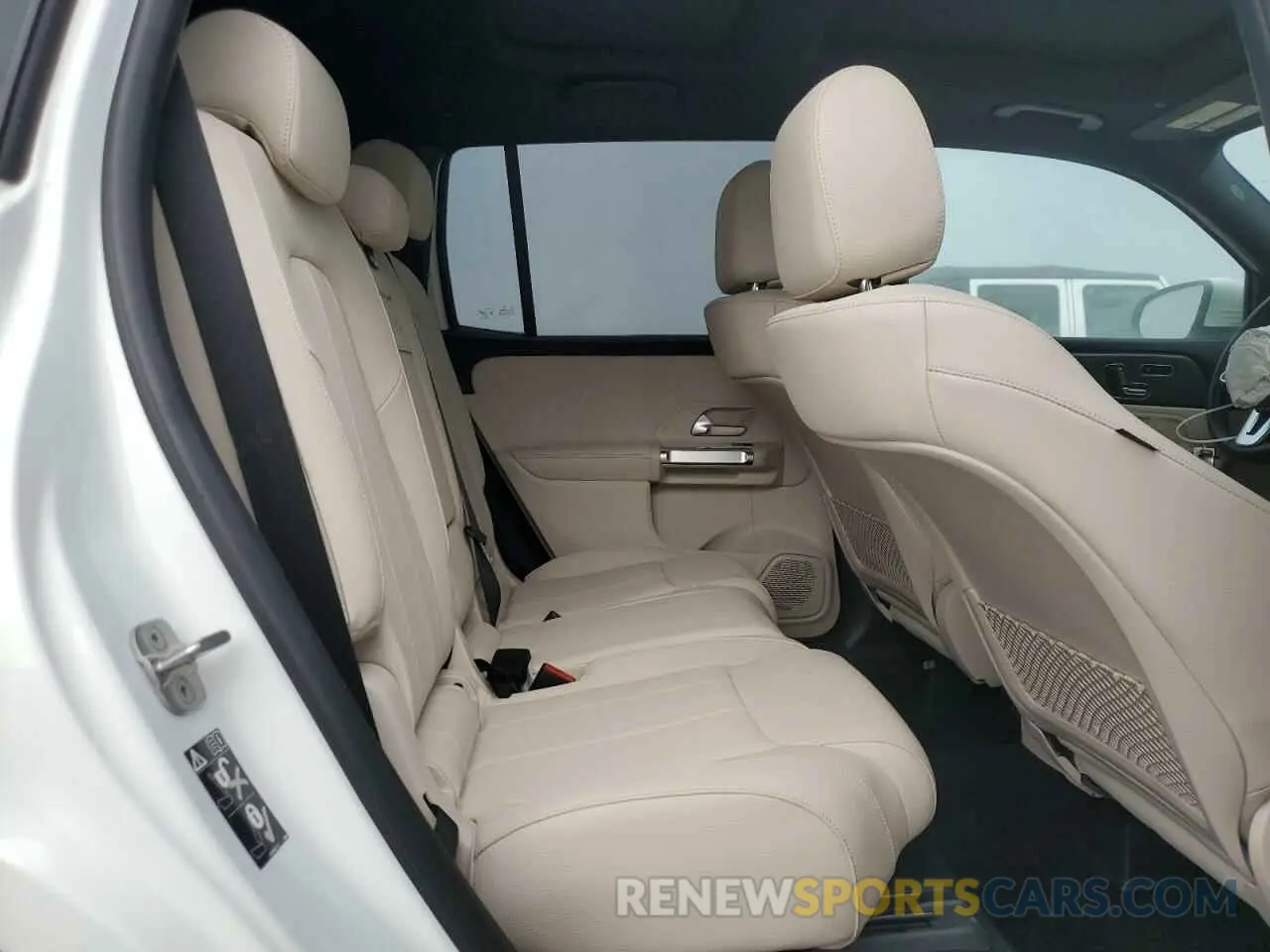 11 Photograph of a damaged car W1N4M4GB2PW321395 MERCEDES-BENZ GLB-CLASS 2023