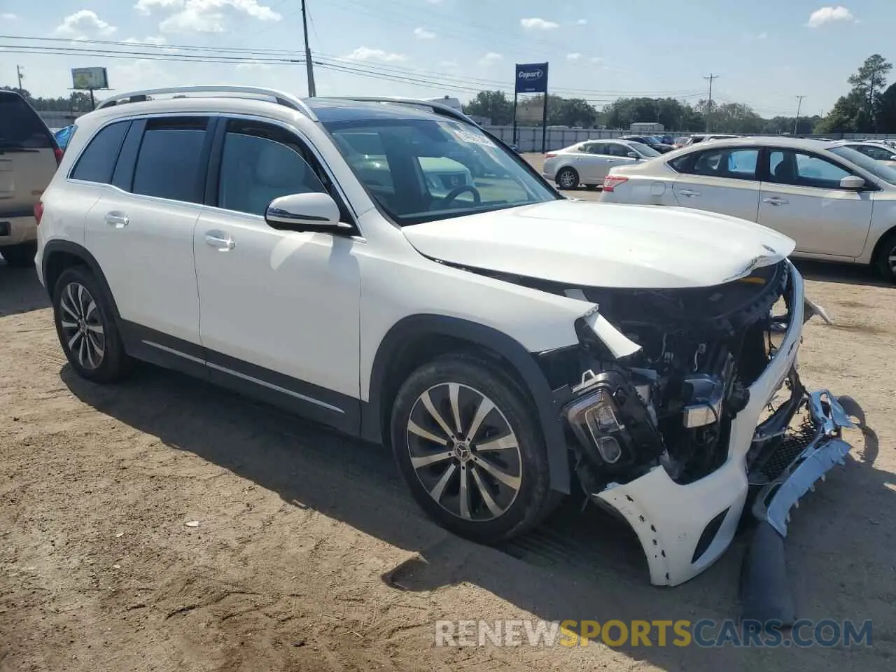 4 Photograph of a damaged car W1N4M4GB5PW261290 MERCEDES-BENZ GLB-CLASS 2023