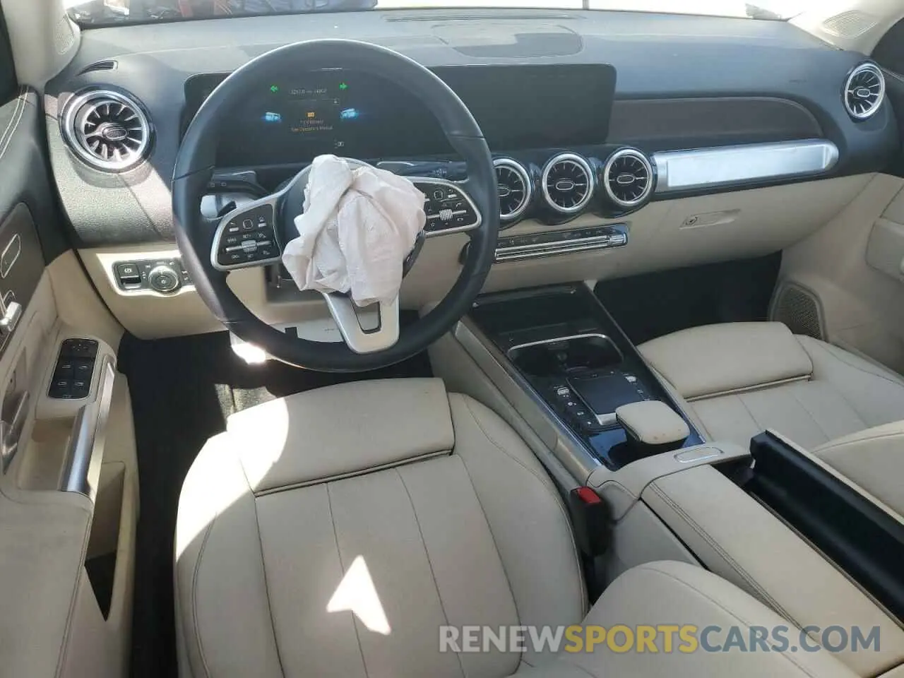 8 Photograph of a damaged car W1N4M4GB5PW261290 MERCEDES-BENZ GLB-CLASS 2023