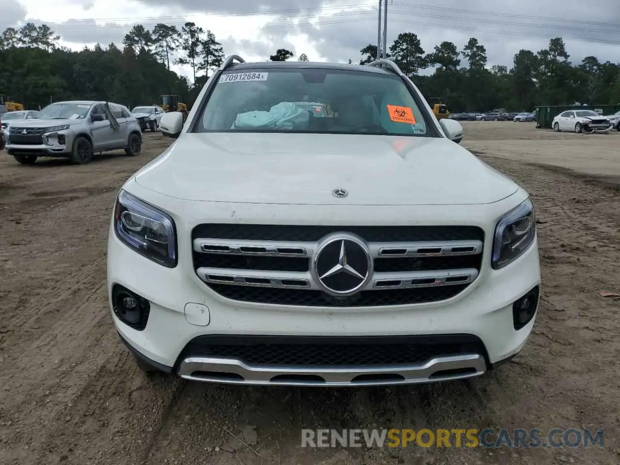 5 Photograph of a damaged car W1N4M4GB7PW317102 MERCEDES-BENZ GLB-CLASS 2023