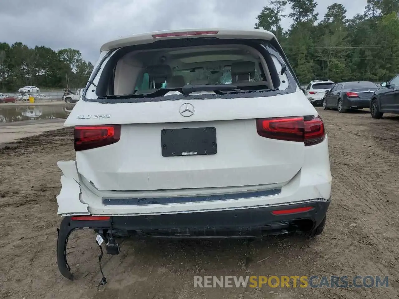 6 Photograph of a damaged car W1N4M4GB7PW317102 MERCEDES-BENZ GLB-CLASS 2023