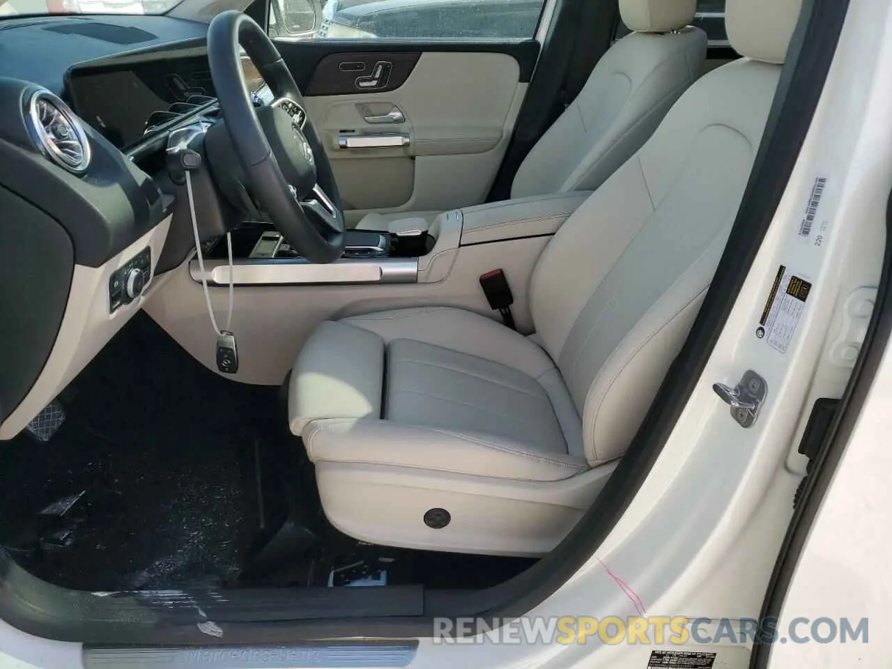7 Photograph of a damaged car W1N4M4GB9PW328957 MERCEDES-BENZ GLB-CLASS 2023