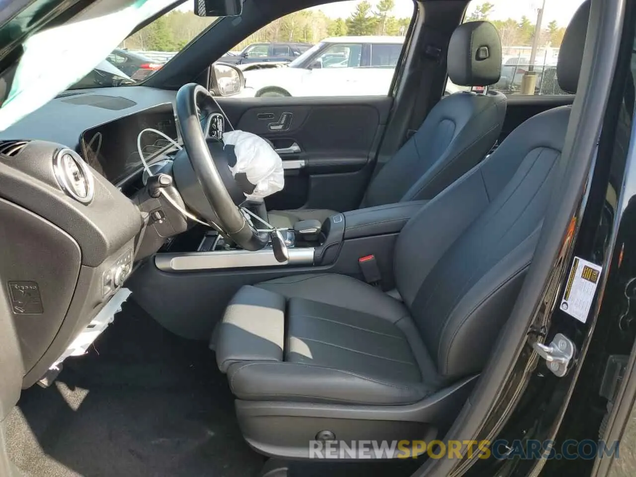7 Photograph of a damaged car W1N4M4GBXPW299145 MERCEDES-BENZ GLB-CLASS 2023