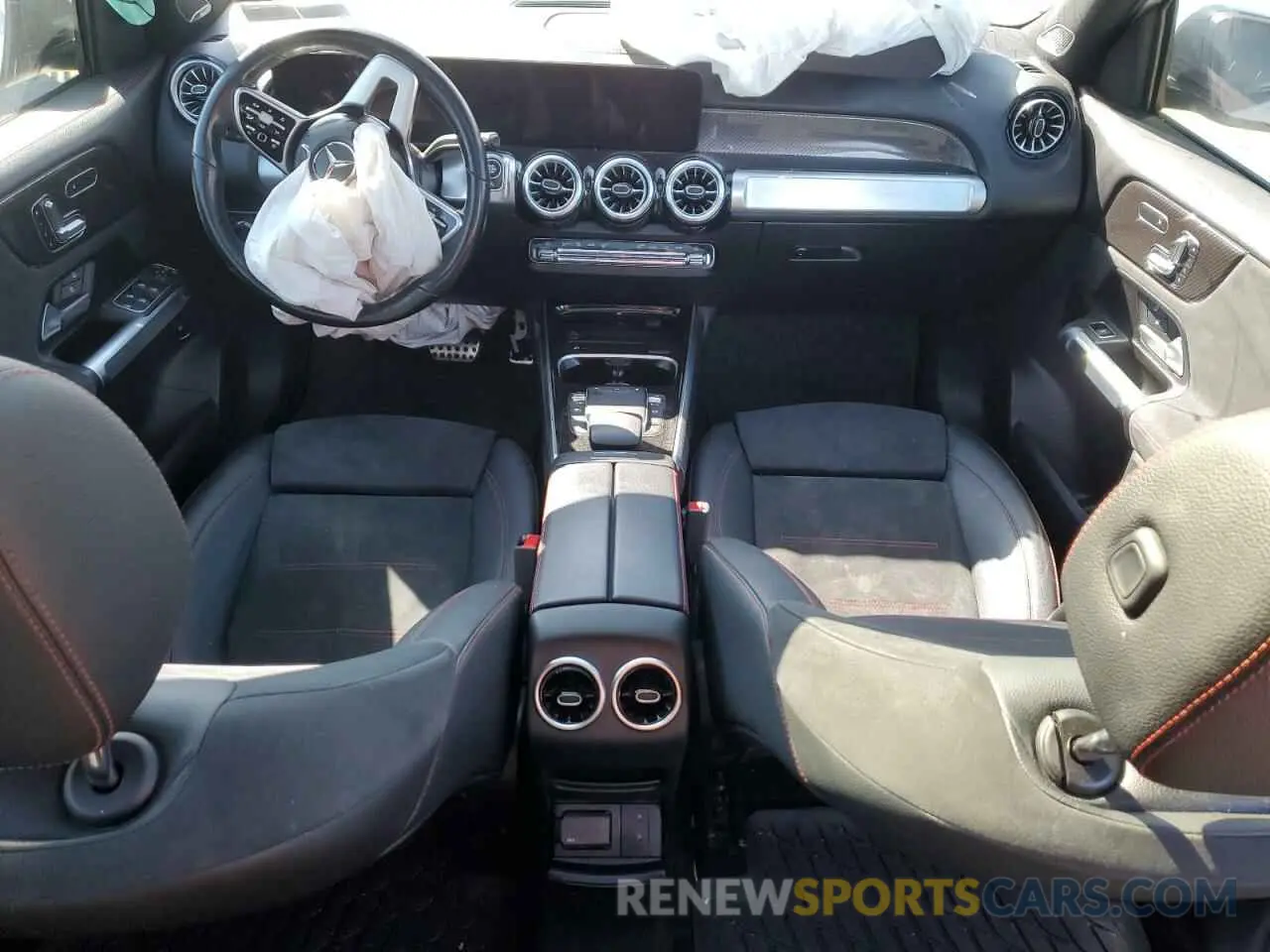 8 Photograph of a damaged car W1N4M4HB1PW289232 MERCEDES-BENZ GLB-CLASS 2023