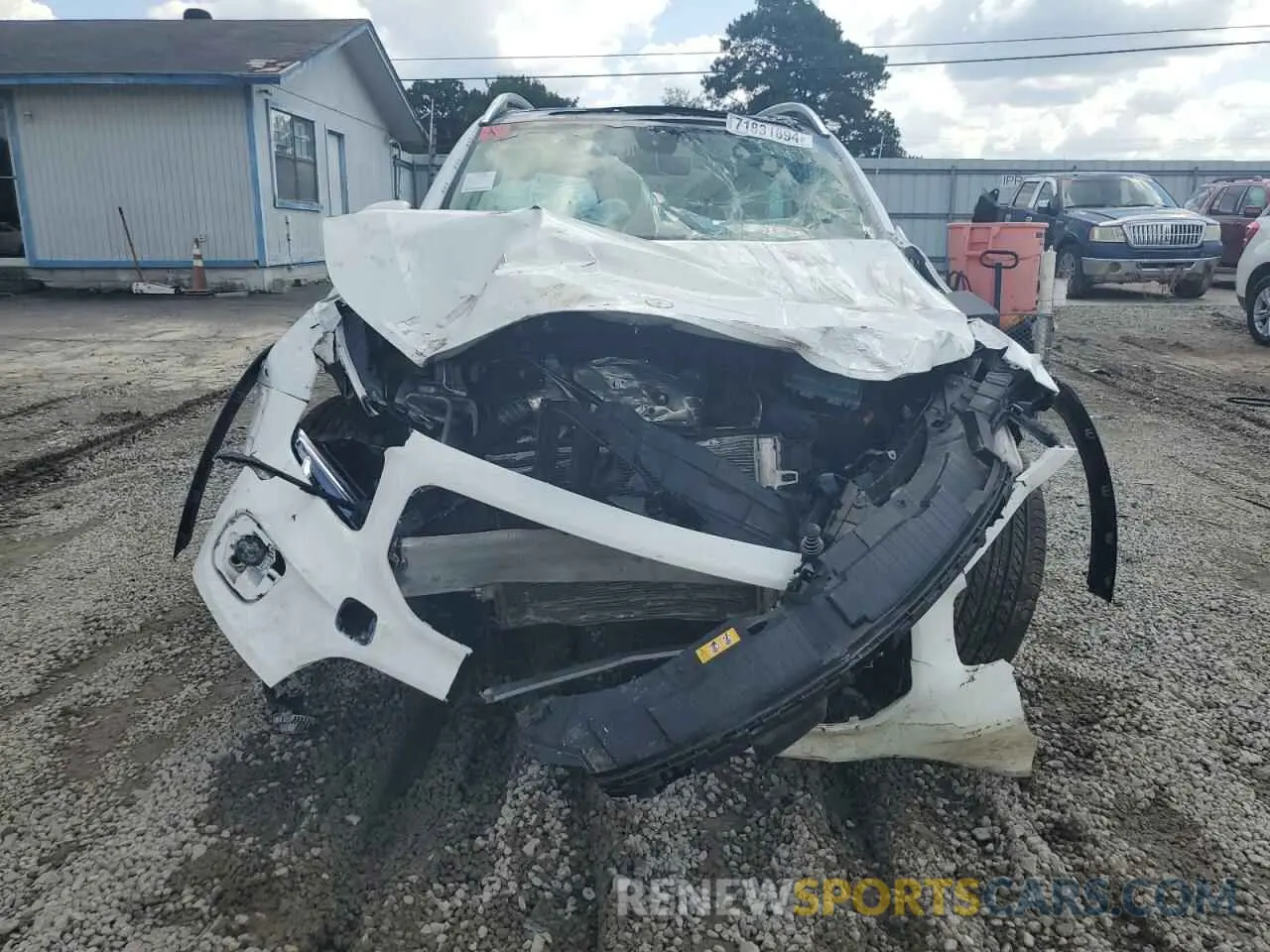 5 Photograph of a damaged car W1N4M4HB3PW287062 MERCEDES-BENZ GLB-CLASS 2023