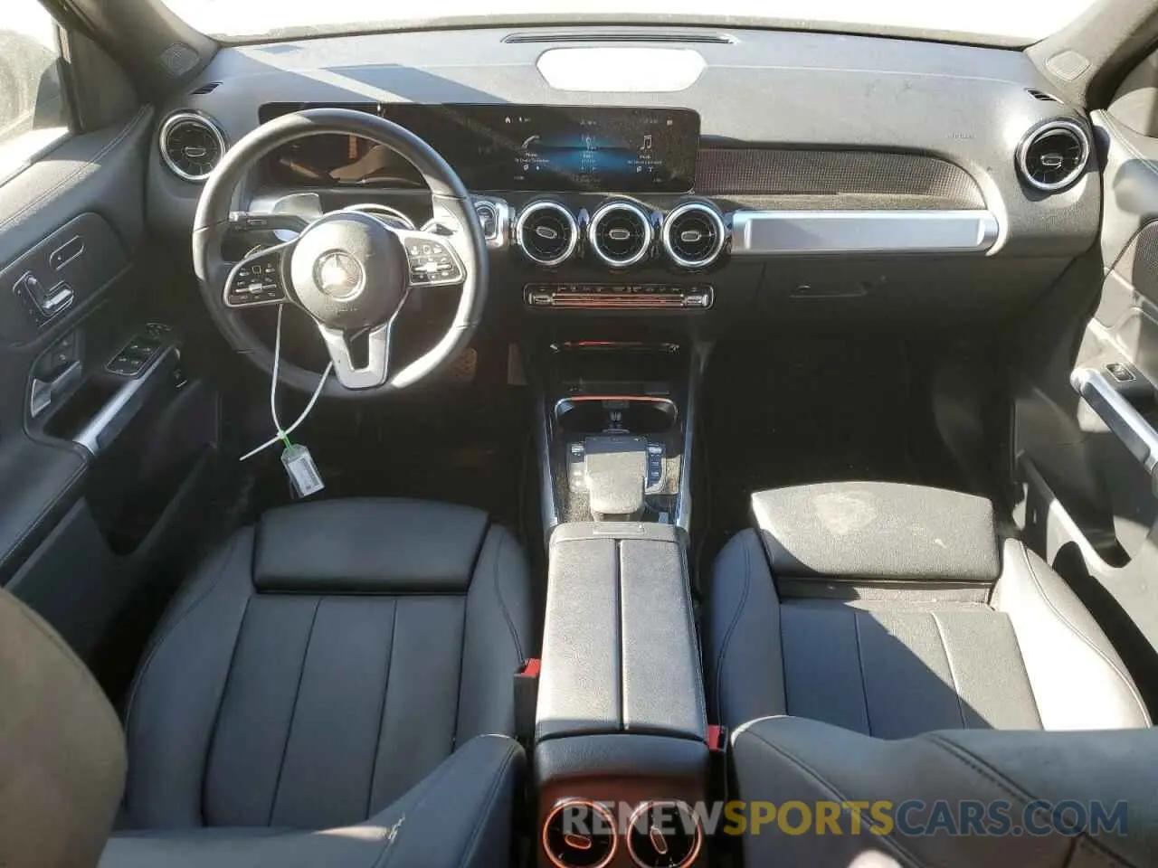 8 Photograph of a damaged car W1N4M4HB3PW328046 MERCEDES-BENZ GLB-CLASS 2023
