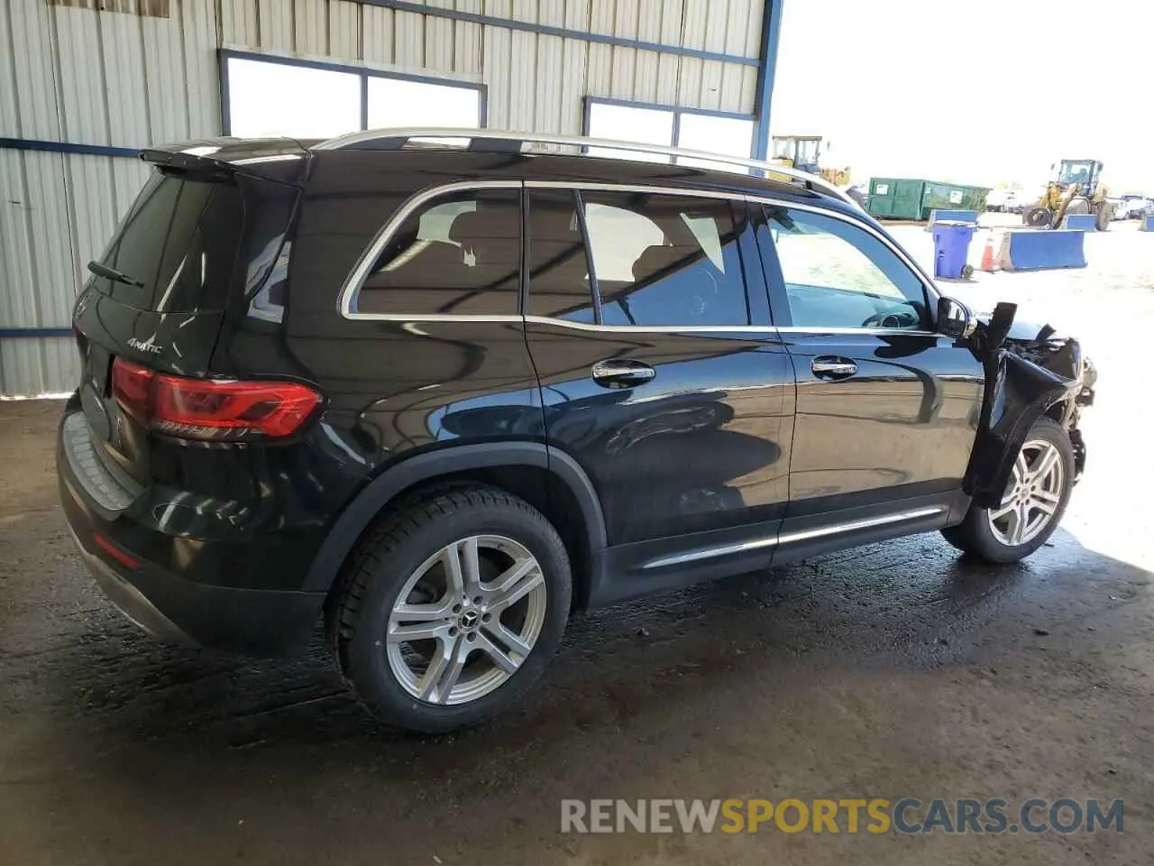 3 Photograph of a damaged car W1N4M4HB4PW310039 MERCEDES-BENZ GLB-CLASS 2023