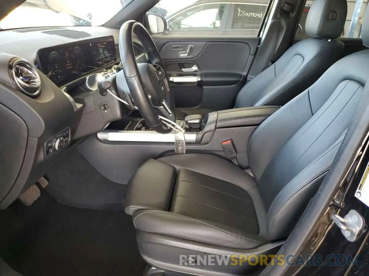7 Photograph of a damaged car W1N4M4HB4PW310039 MERCEDES-BENZ GLB-CLASS 2023