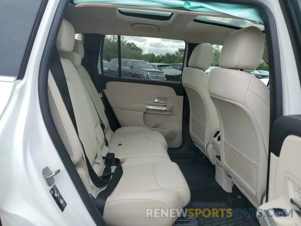 11 Photograph of a damaged car W1N4M4HB9PW329749 MERCEDES-BENZ GLB-CLASS 2023