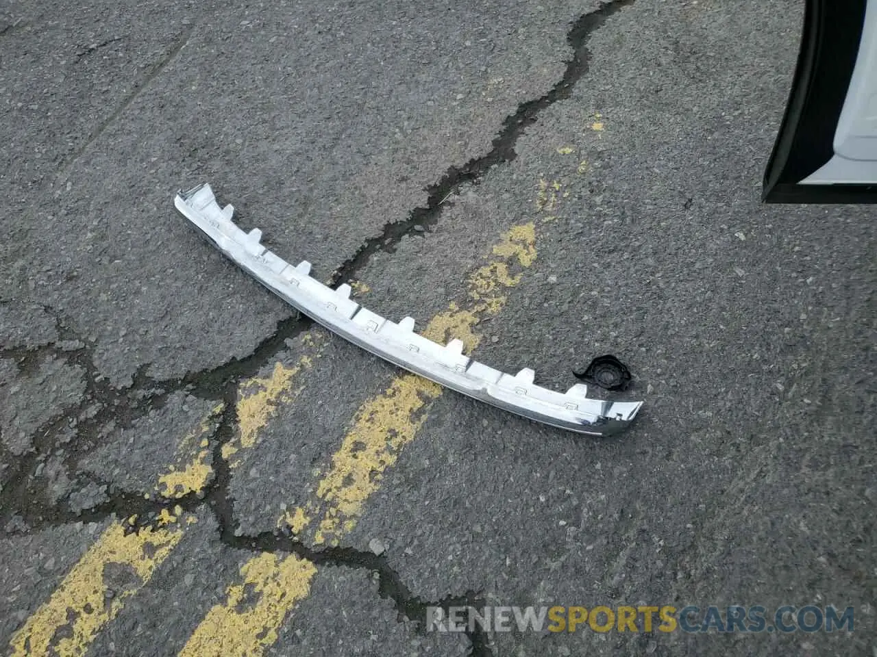 13 Photograph of a damaged car W1N4M4HB9PW329749 MERCEDES-BENZ GLB-CLASS 2023