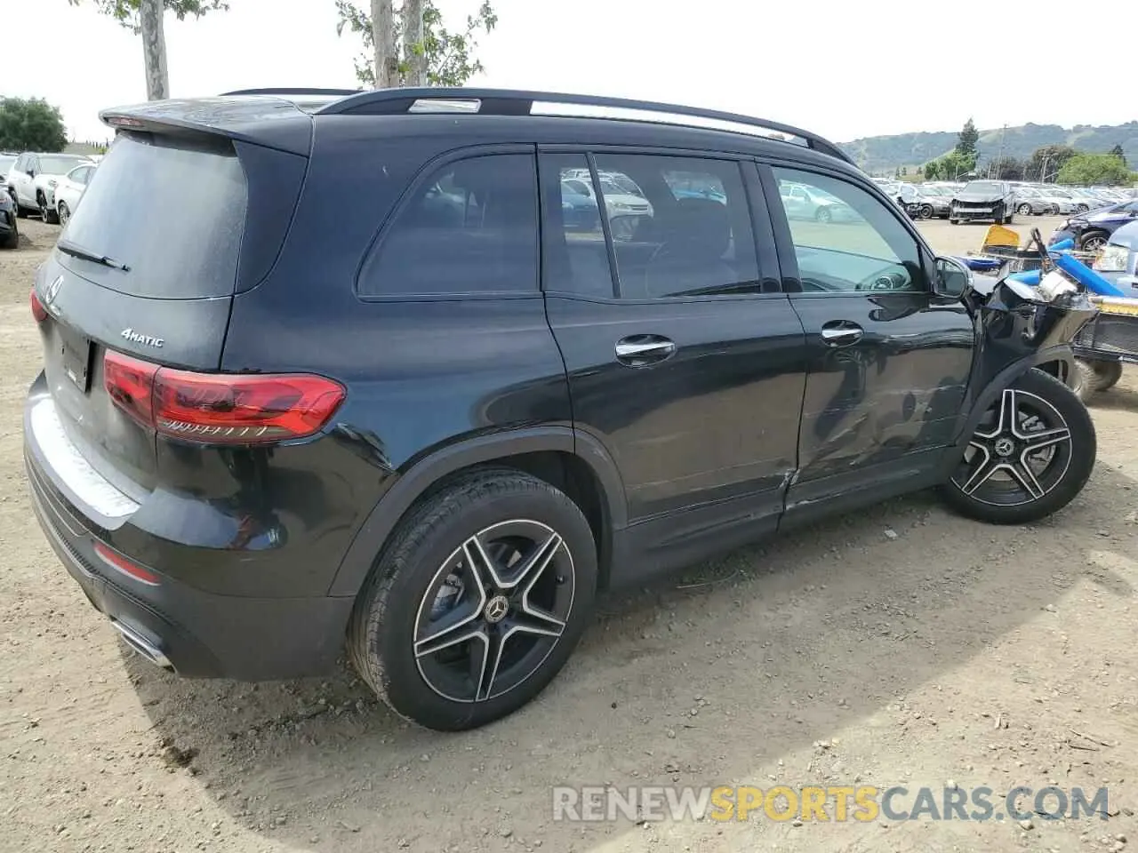 3 Photograph of a damaged car W1N4M4HBXPW288676 MERCEDES-BENZ GLB-CLASS 2023