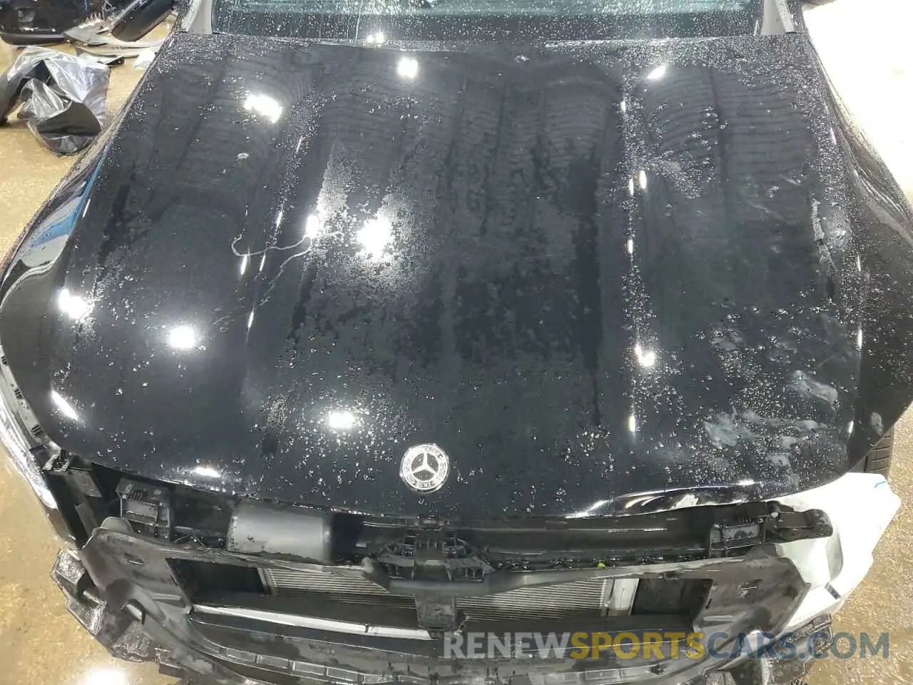 12 Photograph of a damaged car W1N4M4GB0RW342801 MERCEDES-BENZ GLB-CLASS 2024