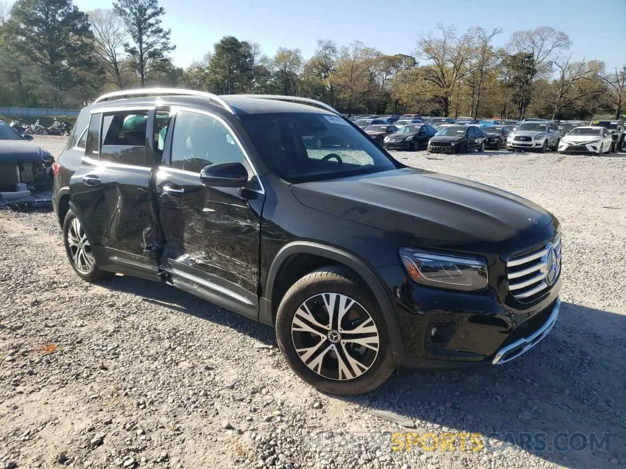 4 Photograph of a damaged car W1N4M4GB3RW358040 MERCEDES-BENZ GLB-CLASS 2024