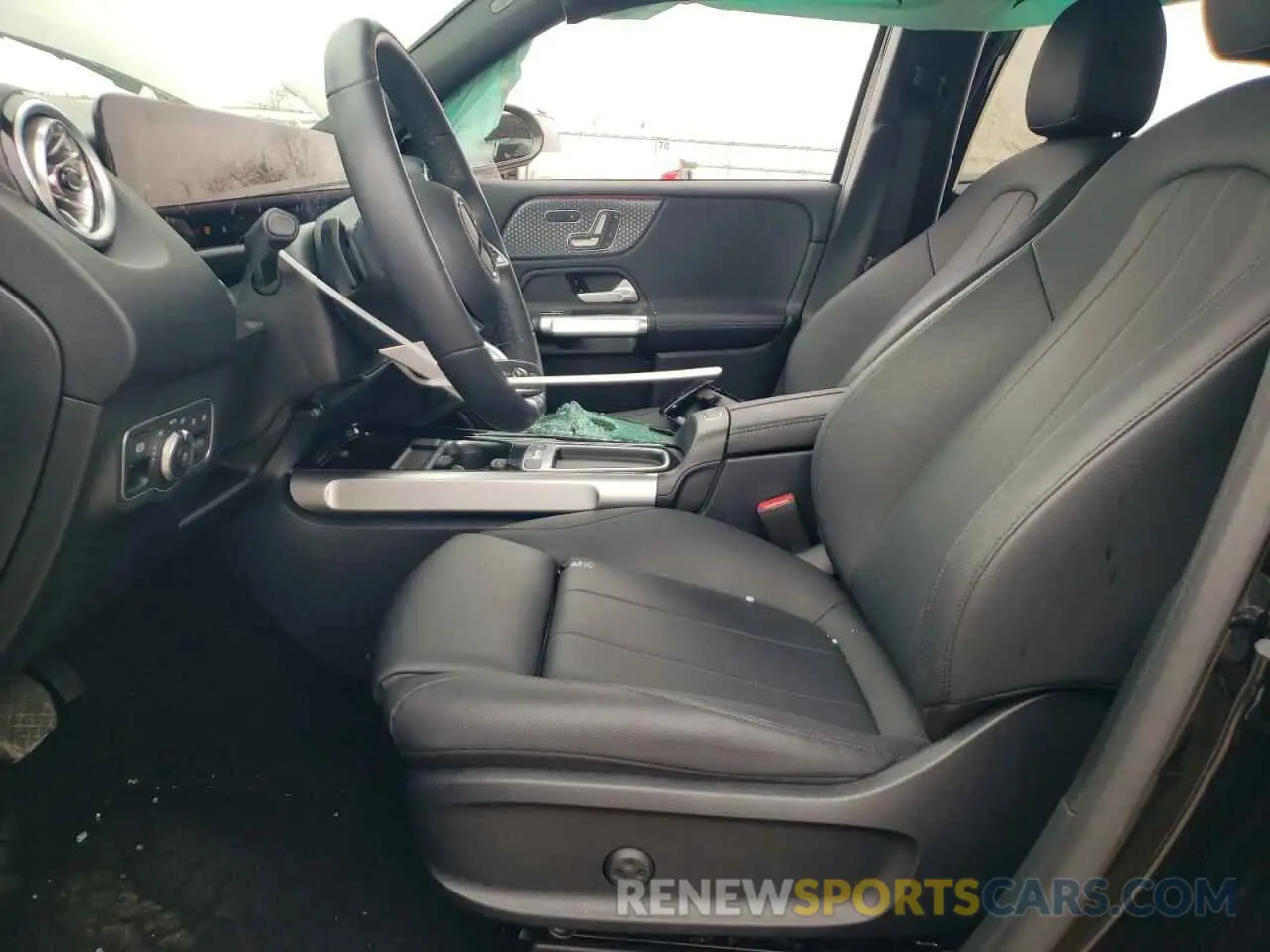7 Photograph of a damaged car W1N4M4GB7RW354430 MERCEDES-BENZ GLB-CLASS 2024