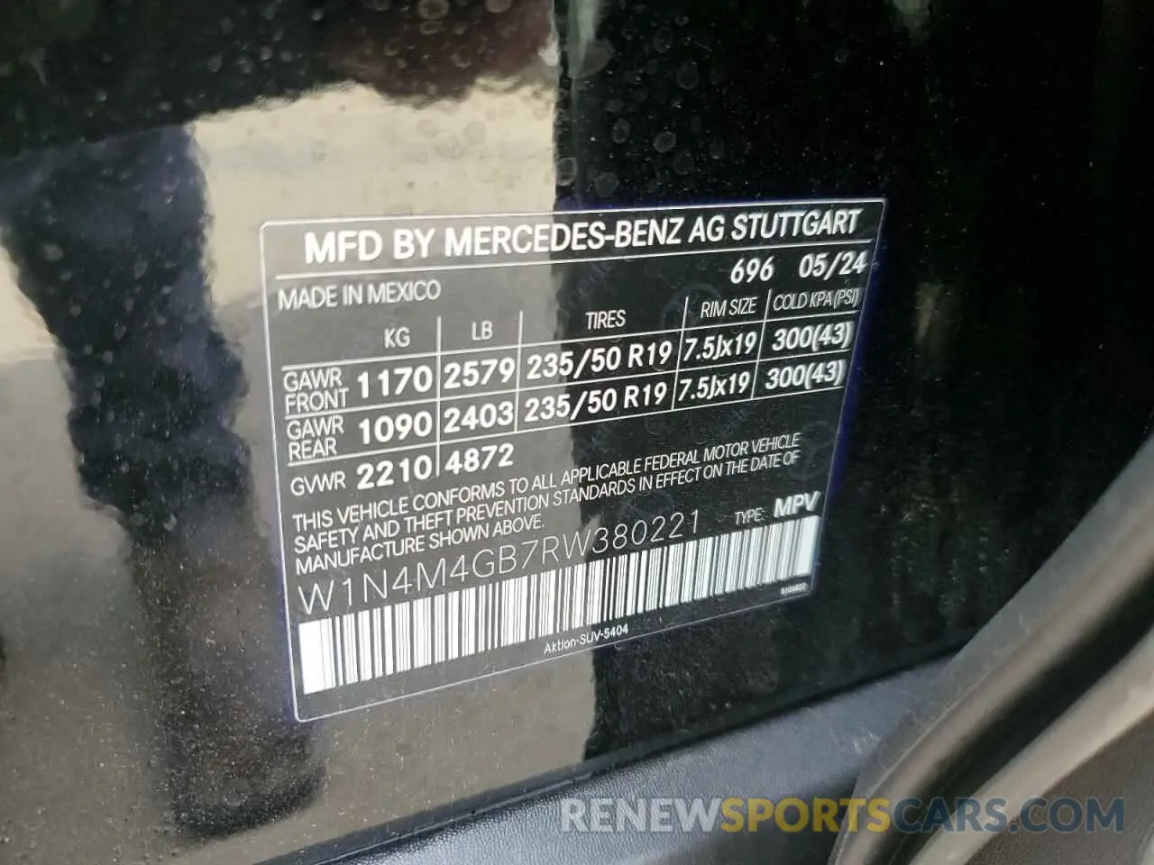 13 Photograph of a damaged car W1N4M4GB7RW380221 MERCEDES-BENZ GLB-CLASS 2024