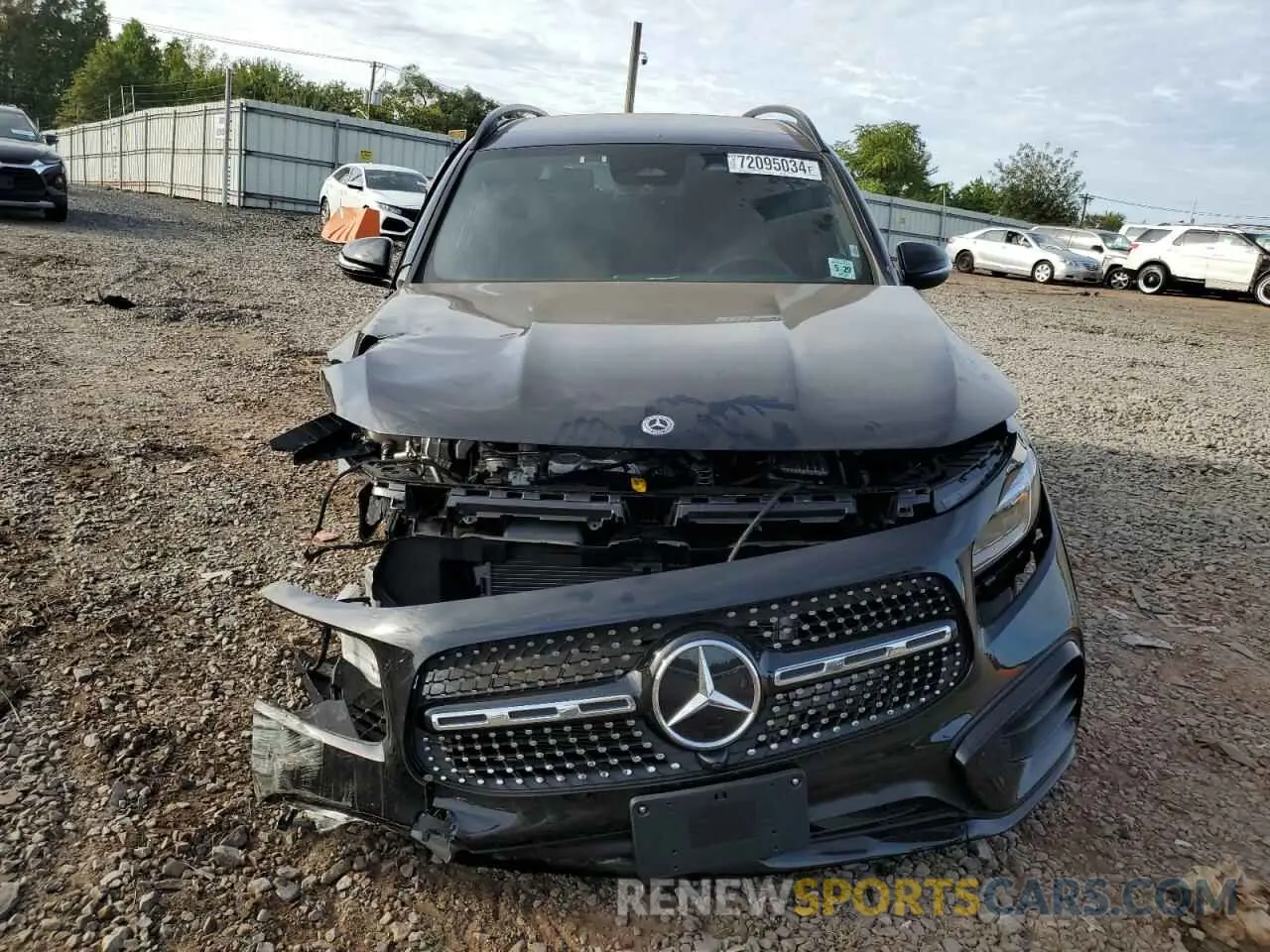 5 Photograph of a damaged car W1N4M4HB4RW350592 MERCEDES-BENZ GLB-CLASS 2024