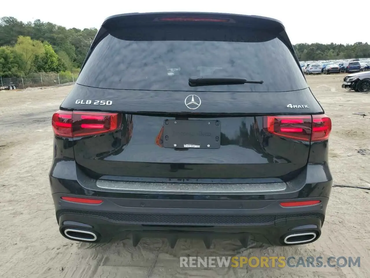 6 Photograph of a damaged car W1N4M4HB6RW374571 MERCEDES-BENZ GLB-CLASS 2024