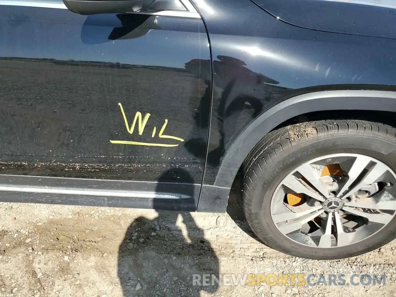 13 Photograph of a damaged car W1N4M4GB2SW400090 MERCEDES-BENZ GLB-CLASS 2025