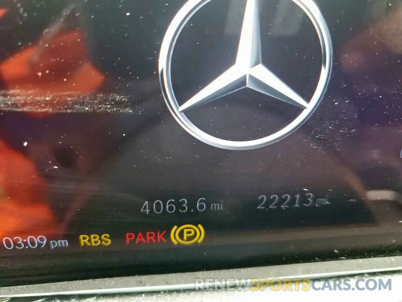 9 Photograph of a damaged car W1N4M4GB8SW383909 MERCEDES-BENZ GLB-CLASS 2025
