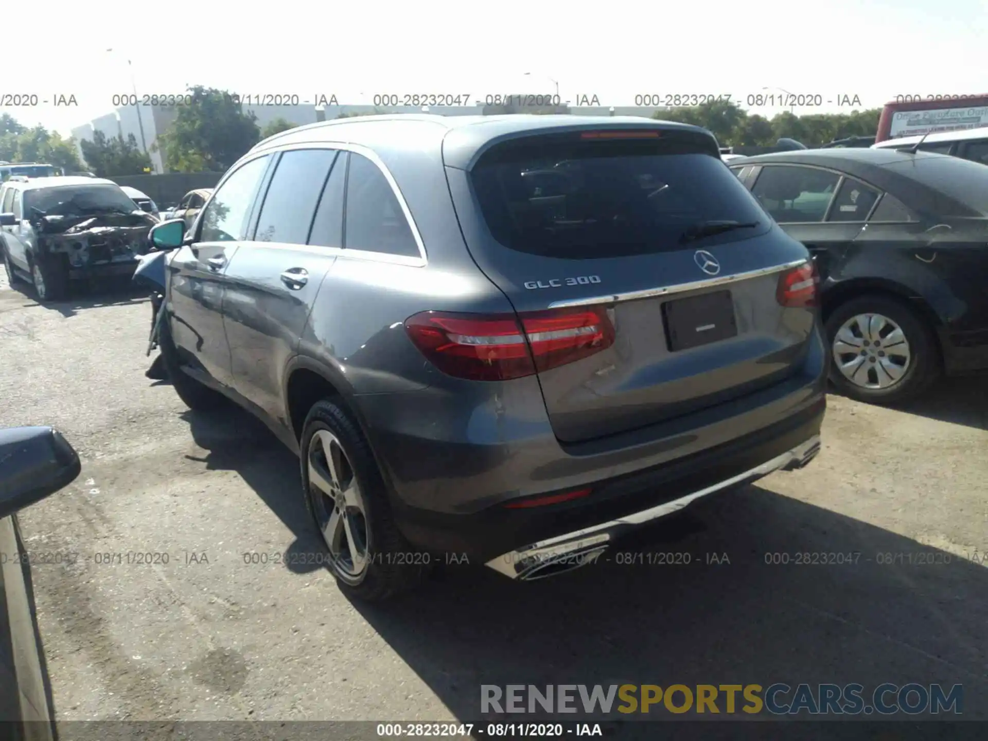 3 Photograph of a damaged car WDC0G4JB1KV138729 MERCEDES-BENZ GLC 2019