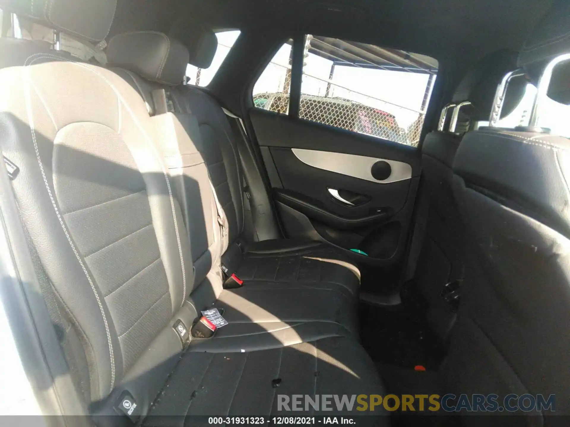 8 Photograph of a damaged car WDC0G4JB2KF609880 MERCEDES-BENZ GLC 2019