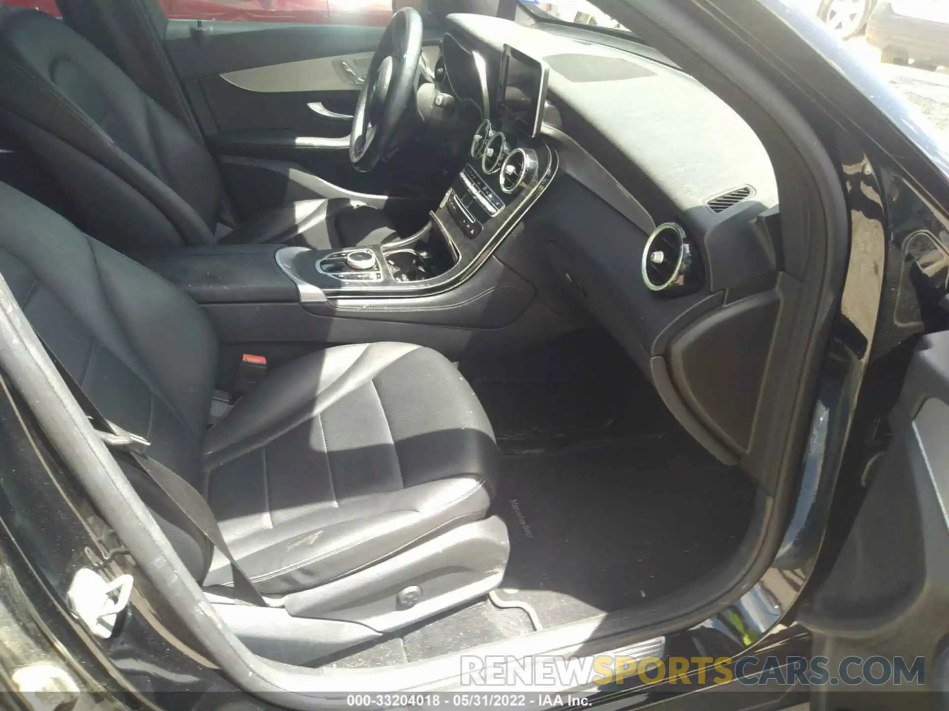 5 Photograph of a damaged car WDC0G4JB2KV141879 MERCEDES-BENZ GLC 2019