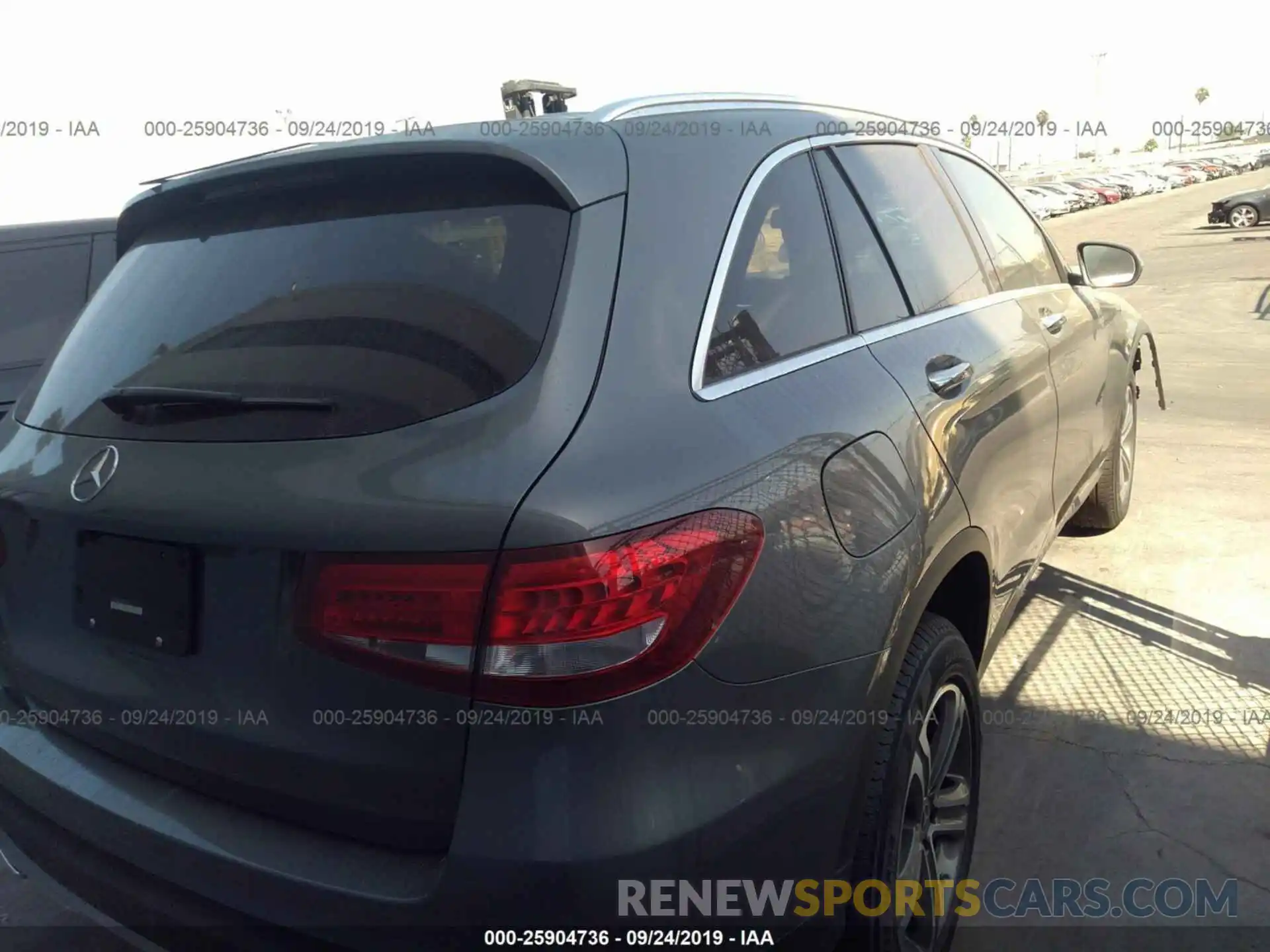 4 Photograph of a damaged car WDC0G4JB3KV144967 MERCEDES-BENZ GLC 2019