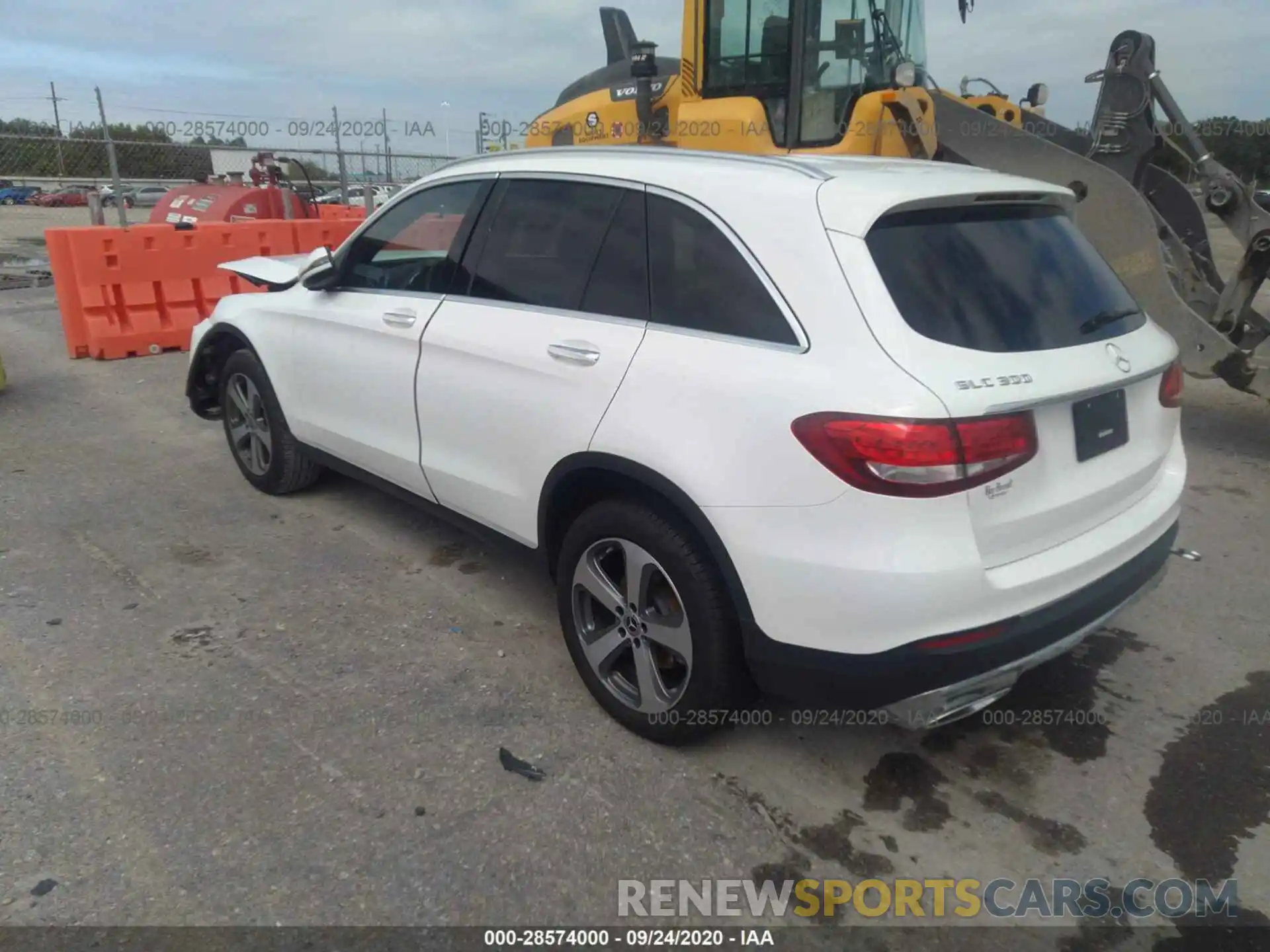 3 Photograph of a damaged car WDC0G4JB3KV171988 MERCEDES-BENZ GLC 2019