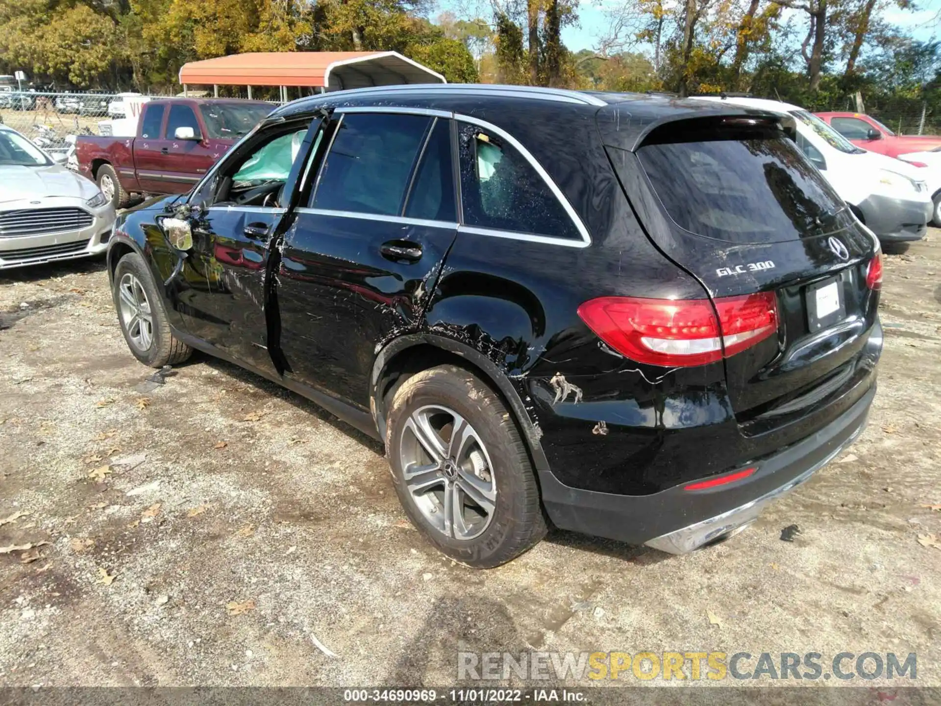 3 Photograph of a damaged car WDC0G4JB4KF480332 MERCEDES-BENZ GLC 2019