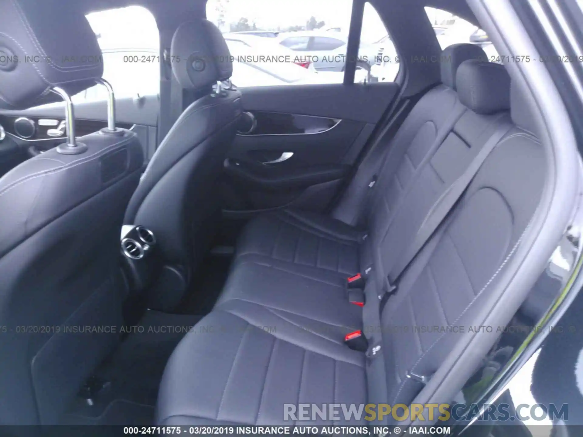 8 Photograph of a damaged car WDC0G4JB4KV128048 MERCEDES-BENZ GLC 2019