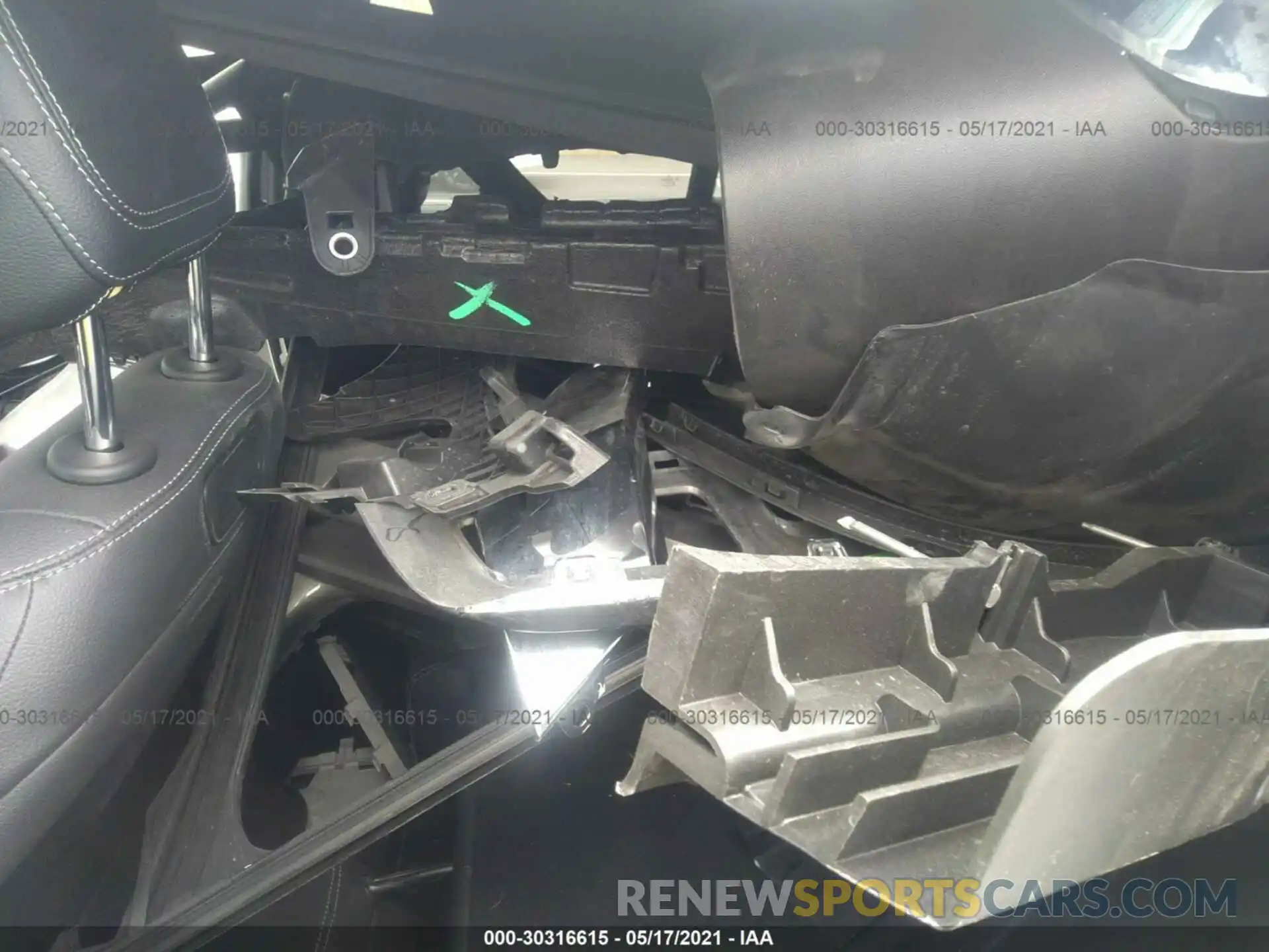 8 Photograph of a damaged car WDC0G4JB5KF565275 MERCEDES-BENZ GLC 2019