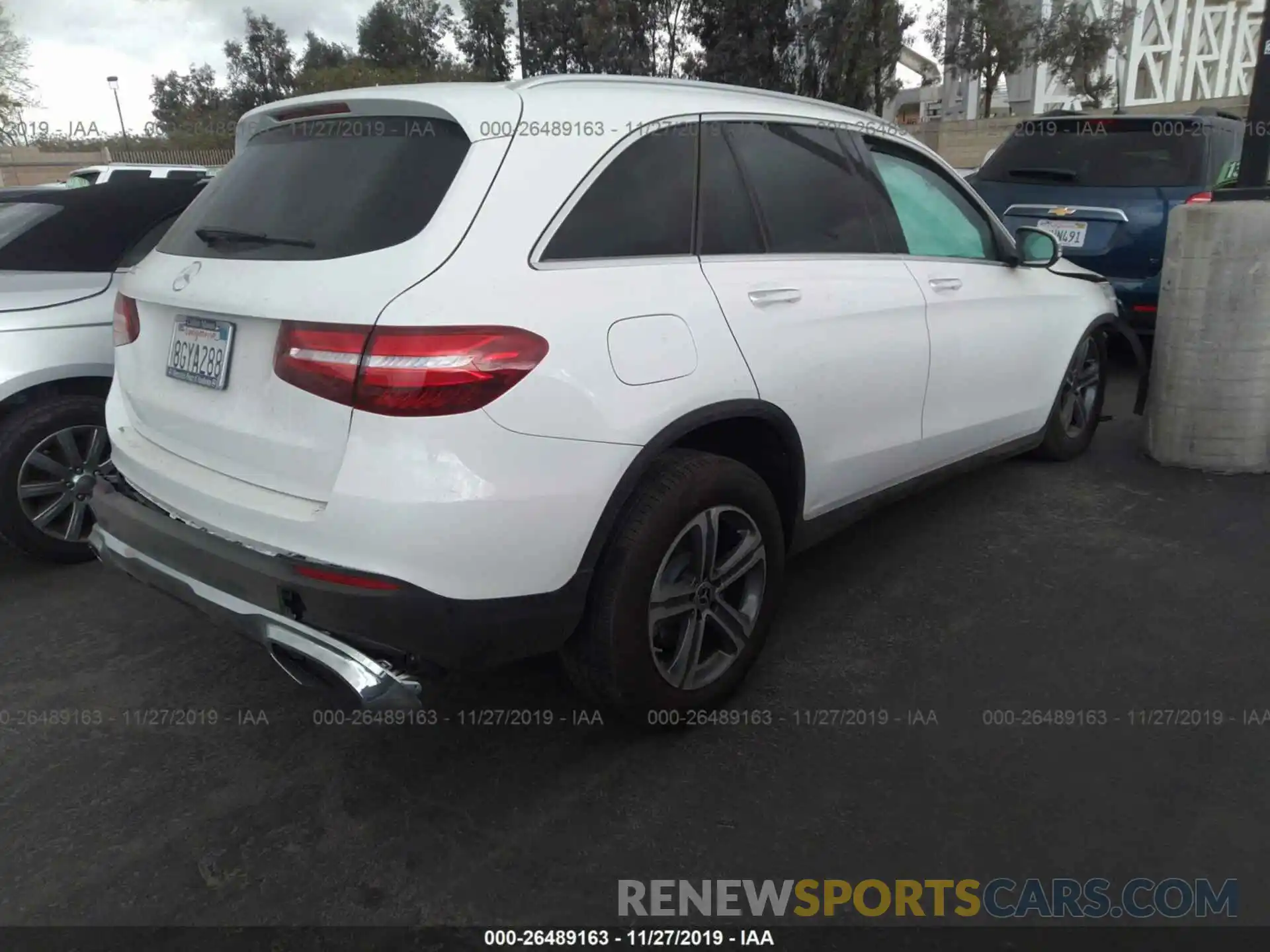 4 Photograph of a damaged car WDC0G4JB6KF559923 MERCEDES-BENZ GLC 2019