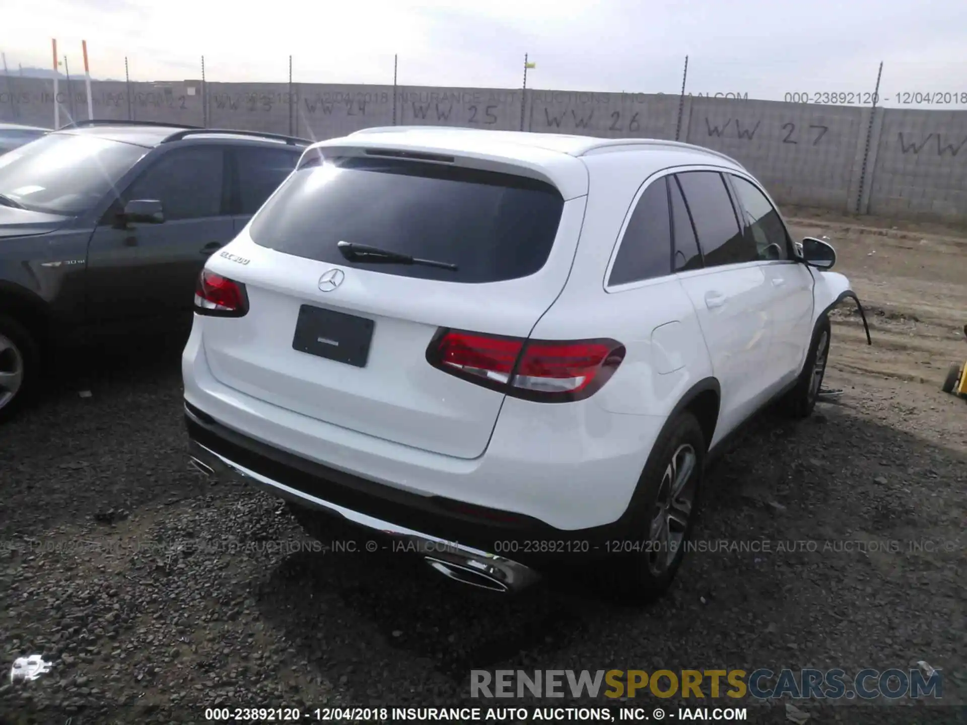 4 Photograph of a damaged car WDC0G4JB6KV125149 MERCEDES-BENZ GLC 2019