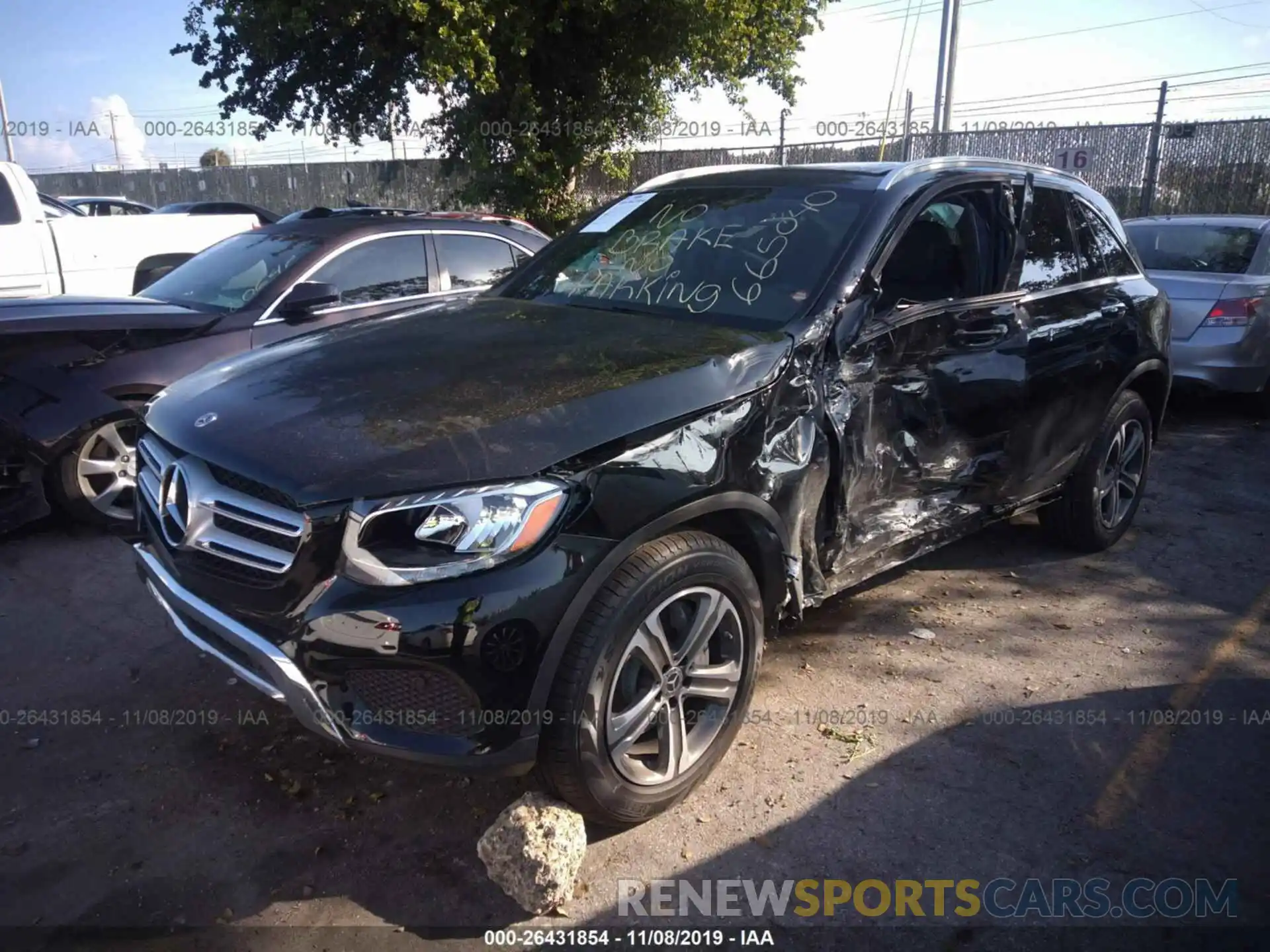 2 Photograph of a damaged car WDC0G4JB7KF665040 MERCEDES-BENZ GLC 2019