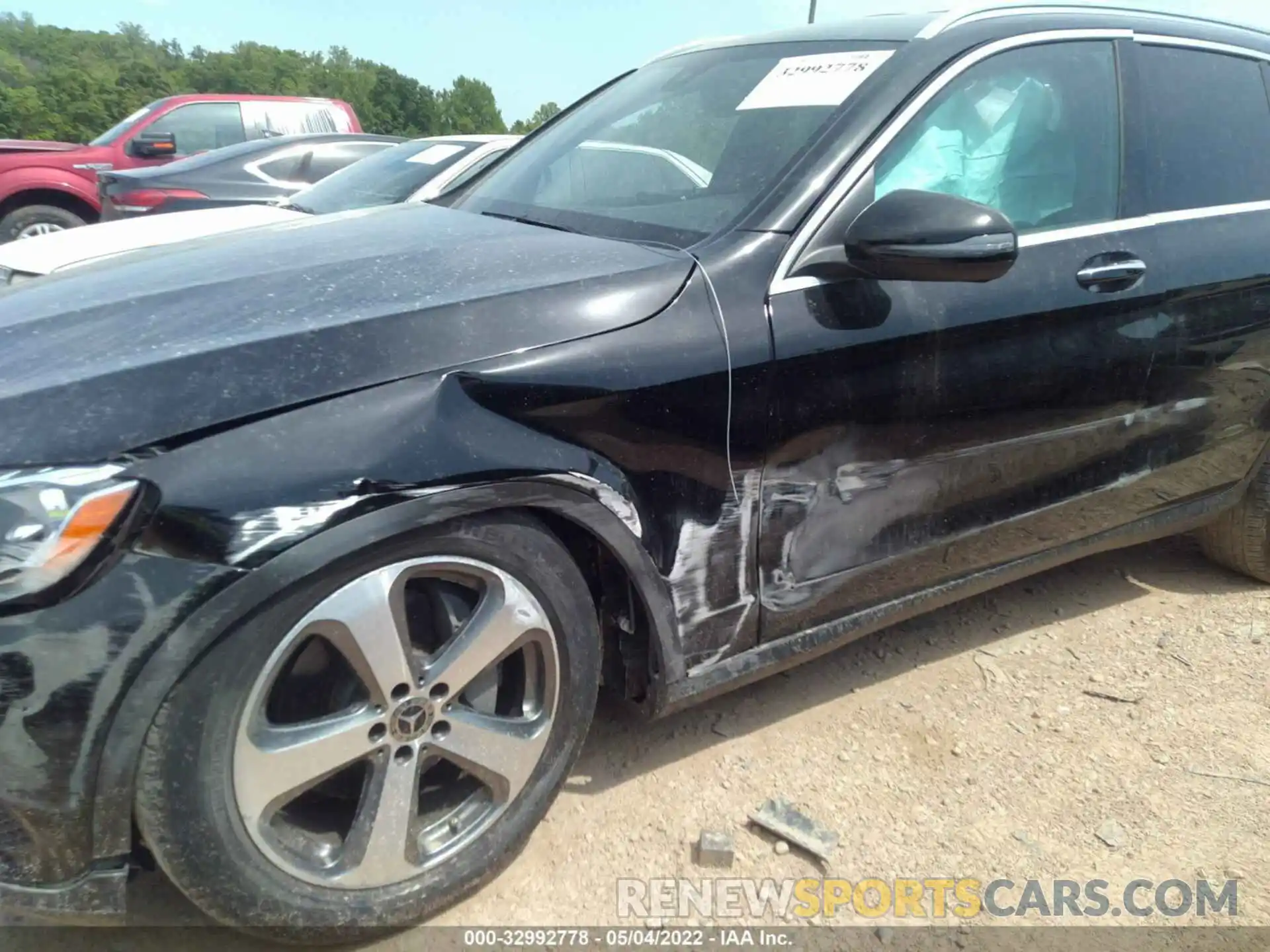 6 Photograph of a damaged car WDC0G4JB7KV172111 MERCEDES-BENZ GLC 2019