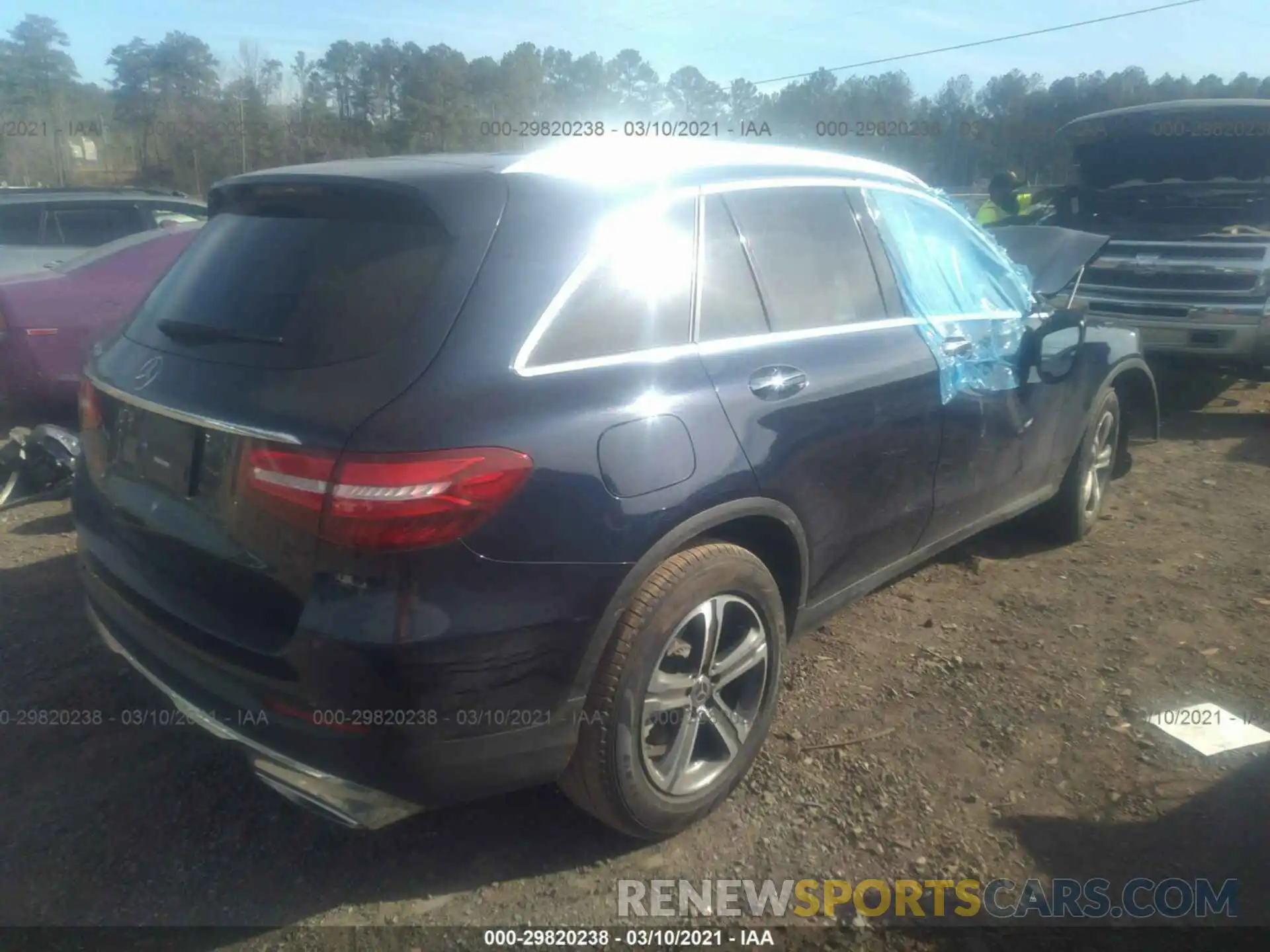 4 Photograph of a damaged car WDC0G4JB8KV168097 MERCEDES-BENZ GLC 2019