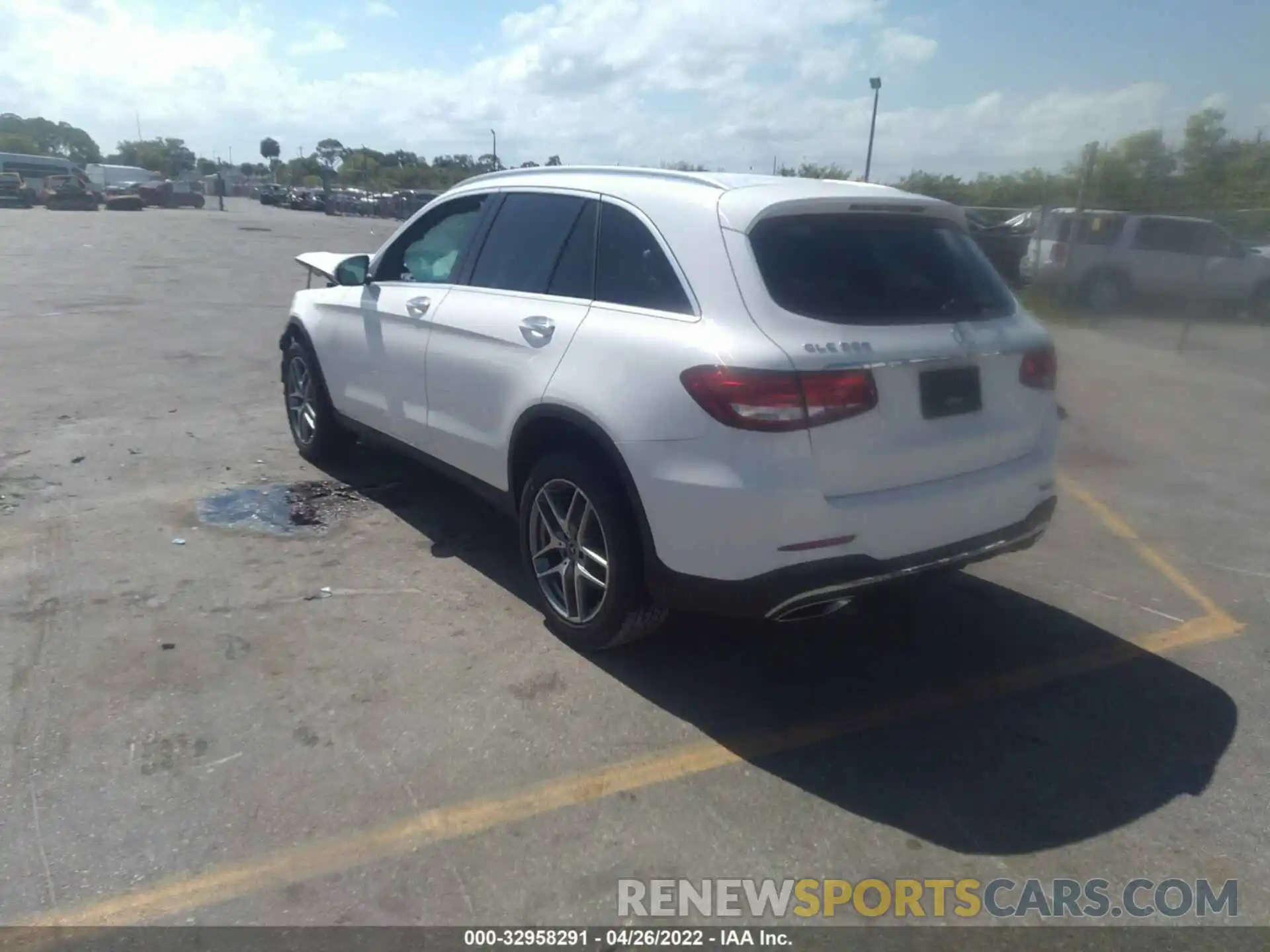 3 Photograph of a damaged car WDC0G4JB9KV146819 MERCEDES-BENZ GLC 2019