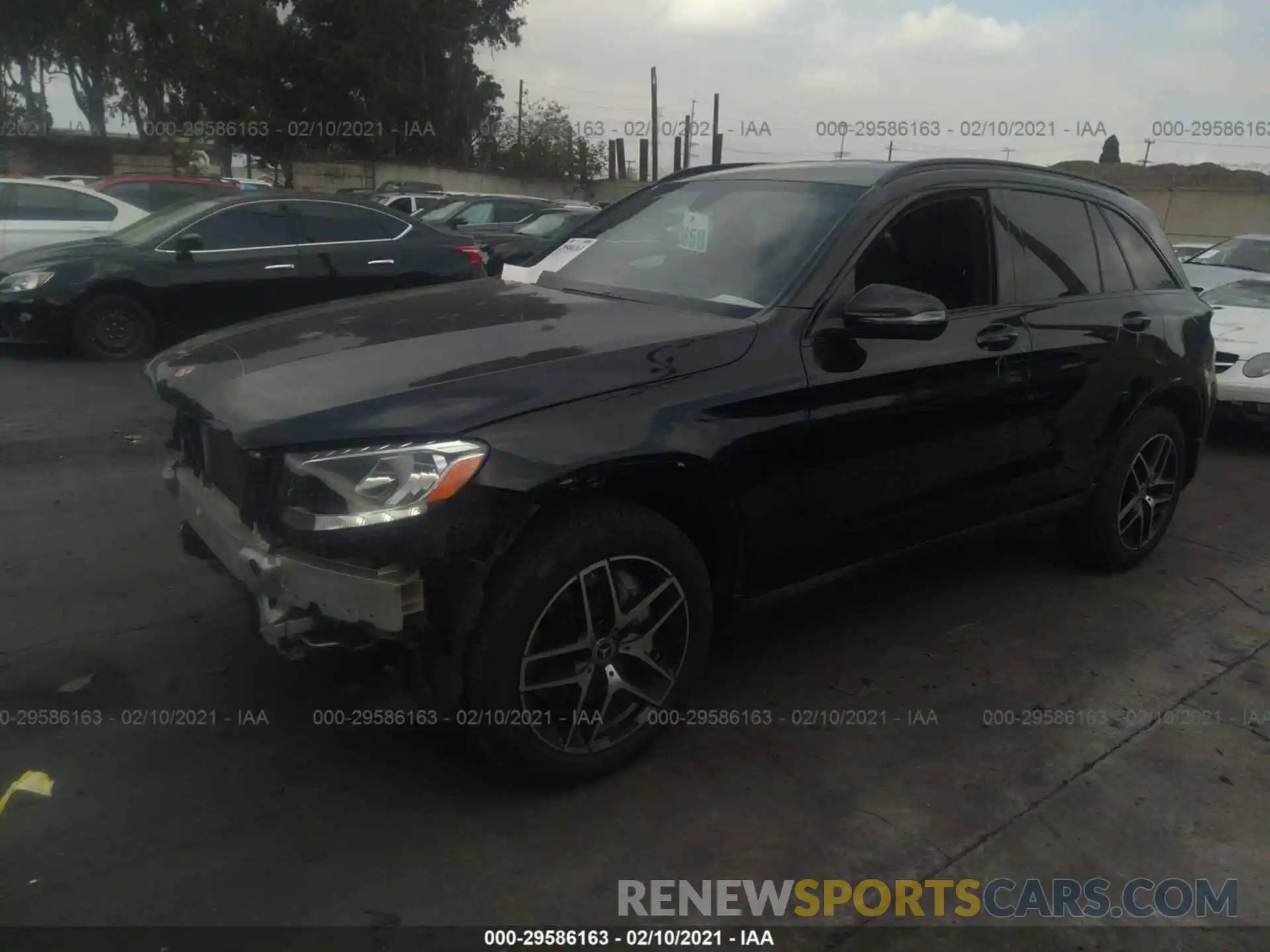 2 Photograph of a damaged car WDC0G4JBXKV142973 MERCEDES-BENZ GLC 2019